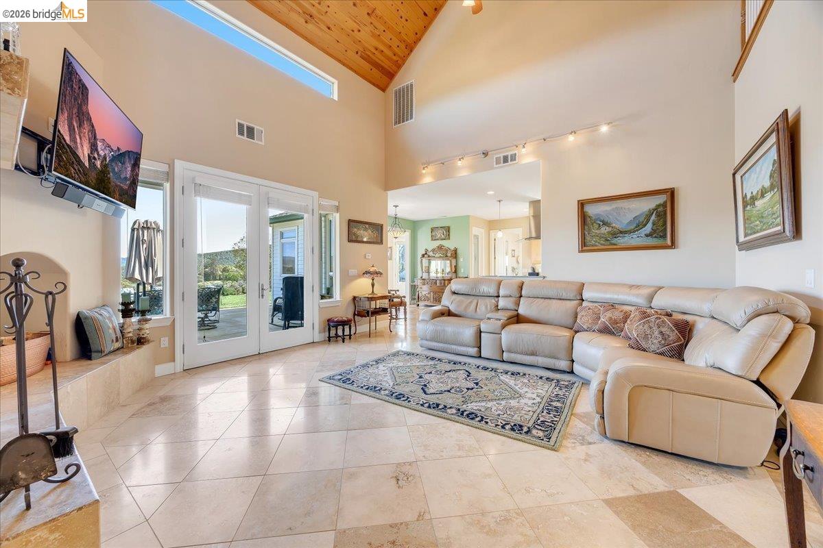 Detail Gallery Image 33 of 60 For 14814 Twist Rd, Jamestown,  CA 95327 - 4 Beds | 4/1 Baths