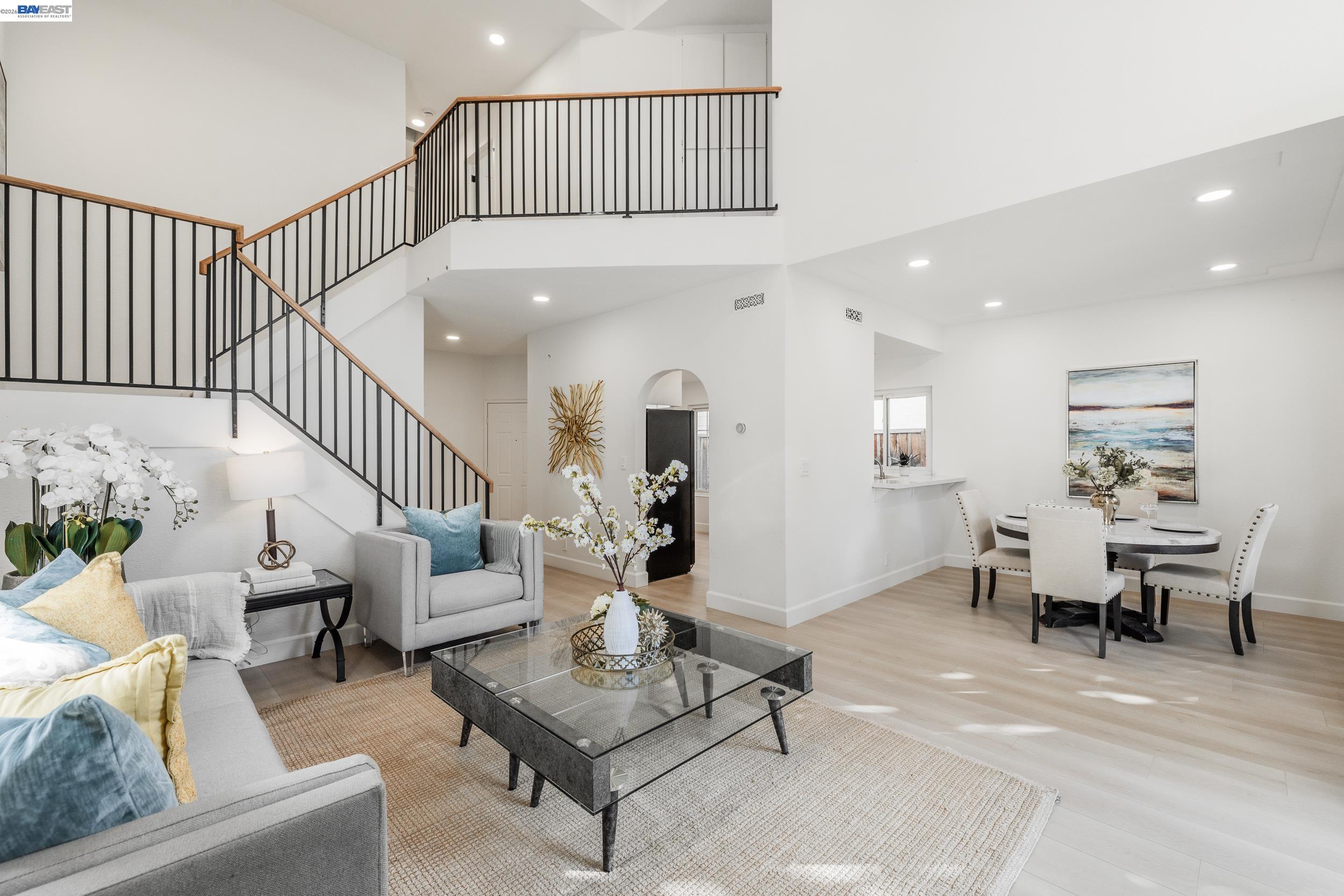 Detail Gallery Image 7 of 30 For 4900 Creekwood Dr, Fremont,  CA 94555 - 3 Beds | 2/1 Baths