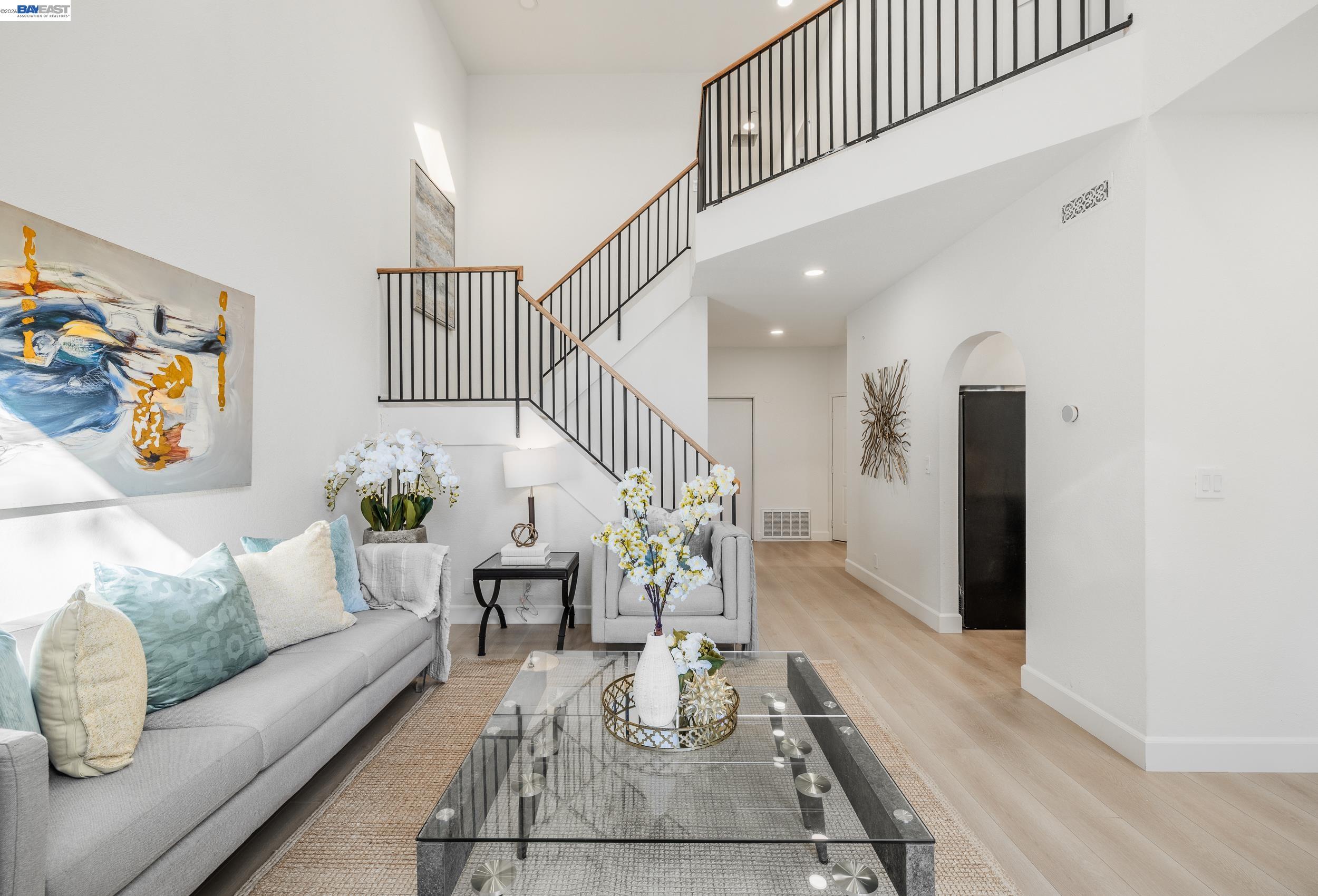 Detail Gallery Image 8 of 30 For 4900 Creekwood Dr, Fremont,  CA 94555 - 3 Beds | 2/1 Baths