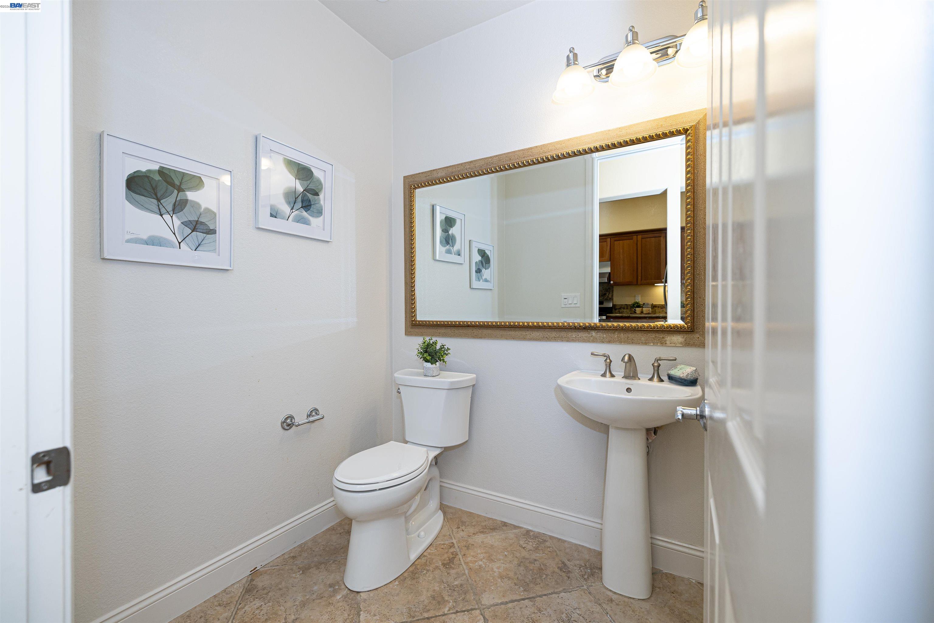 Detail Gallery Image 17 of 32 For 3489 Capoterra Way, Dublin,  CA 94568 - 2 Beds | 2/1 Baths