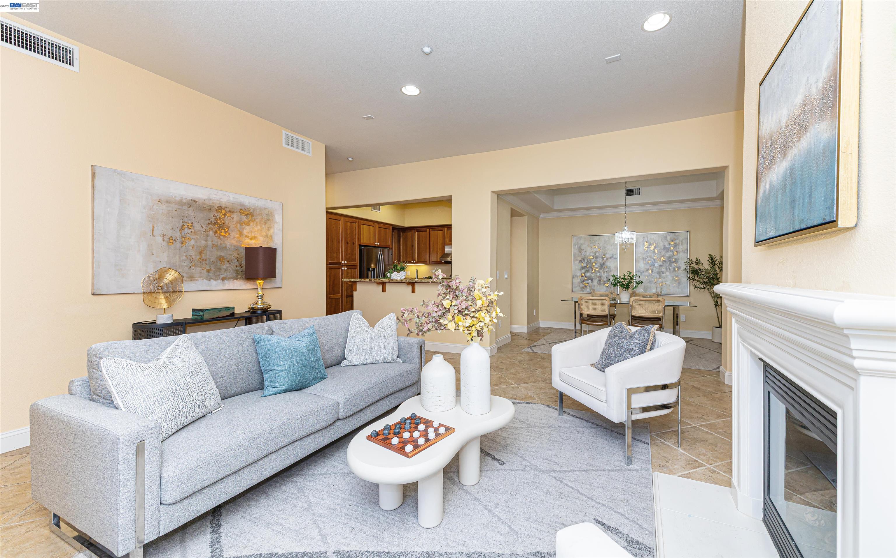 Detail Gallery Image 9 of 32 For 3489 Capoterra Way, Dublin,  CA 94568 - 2 Beds | 2/1 Baths
