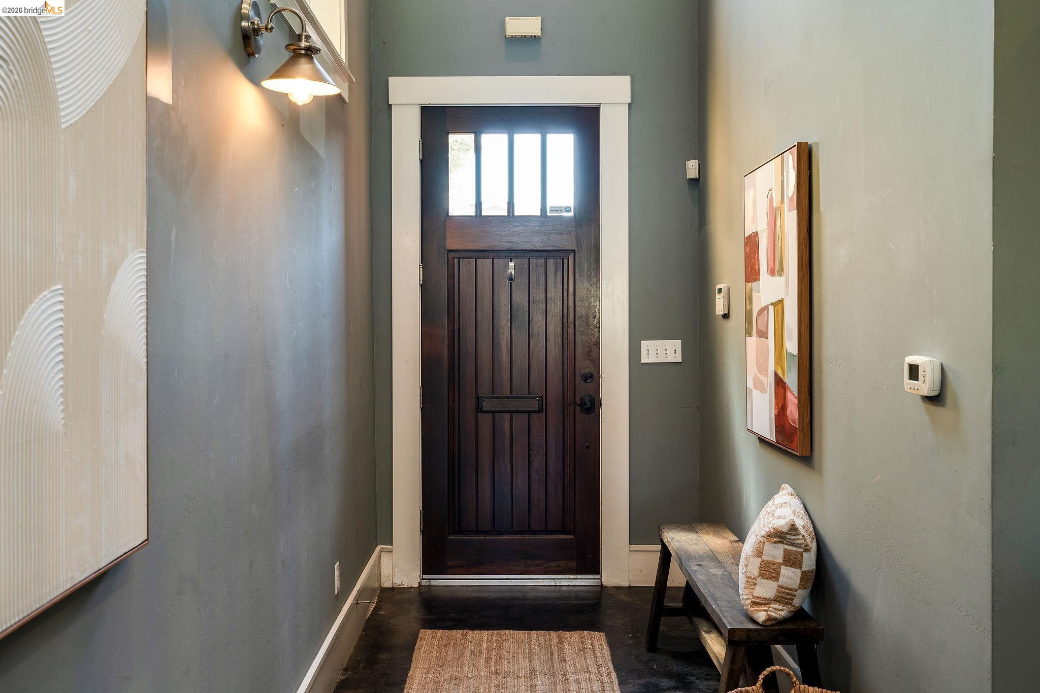 Detail Gallery Image 2 of 50 For 1526 32nd St, Oakland,  CA 94608 - 3 Beds | 2/1 Baths