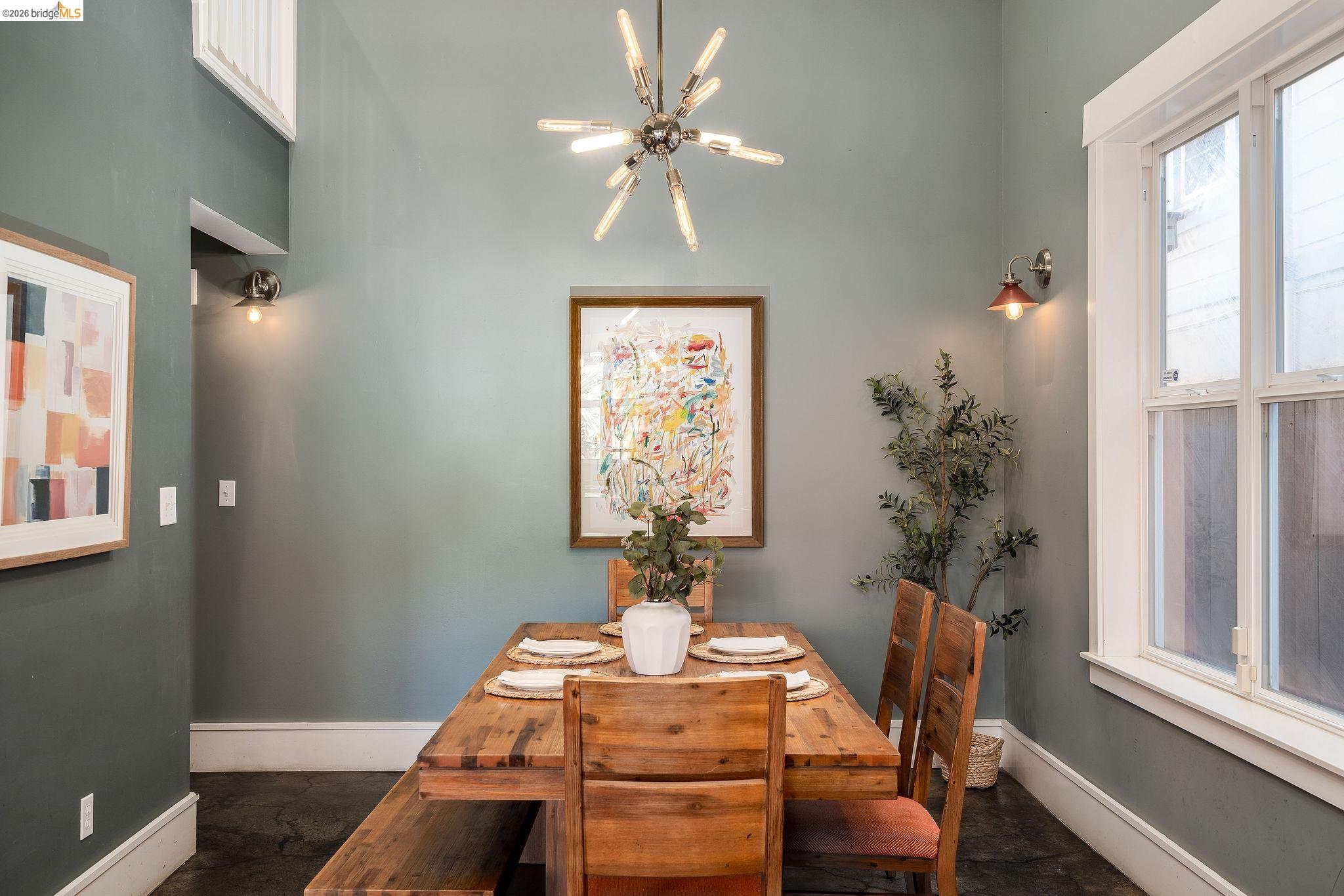 Detail Gallery Image 15 of 50 For 1526 32nd St, Oakland,  CA 94608 - 3 Beds | 2/1 Baths