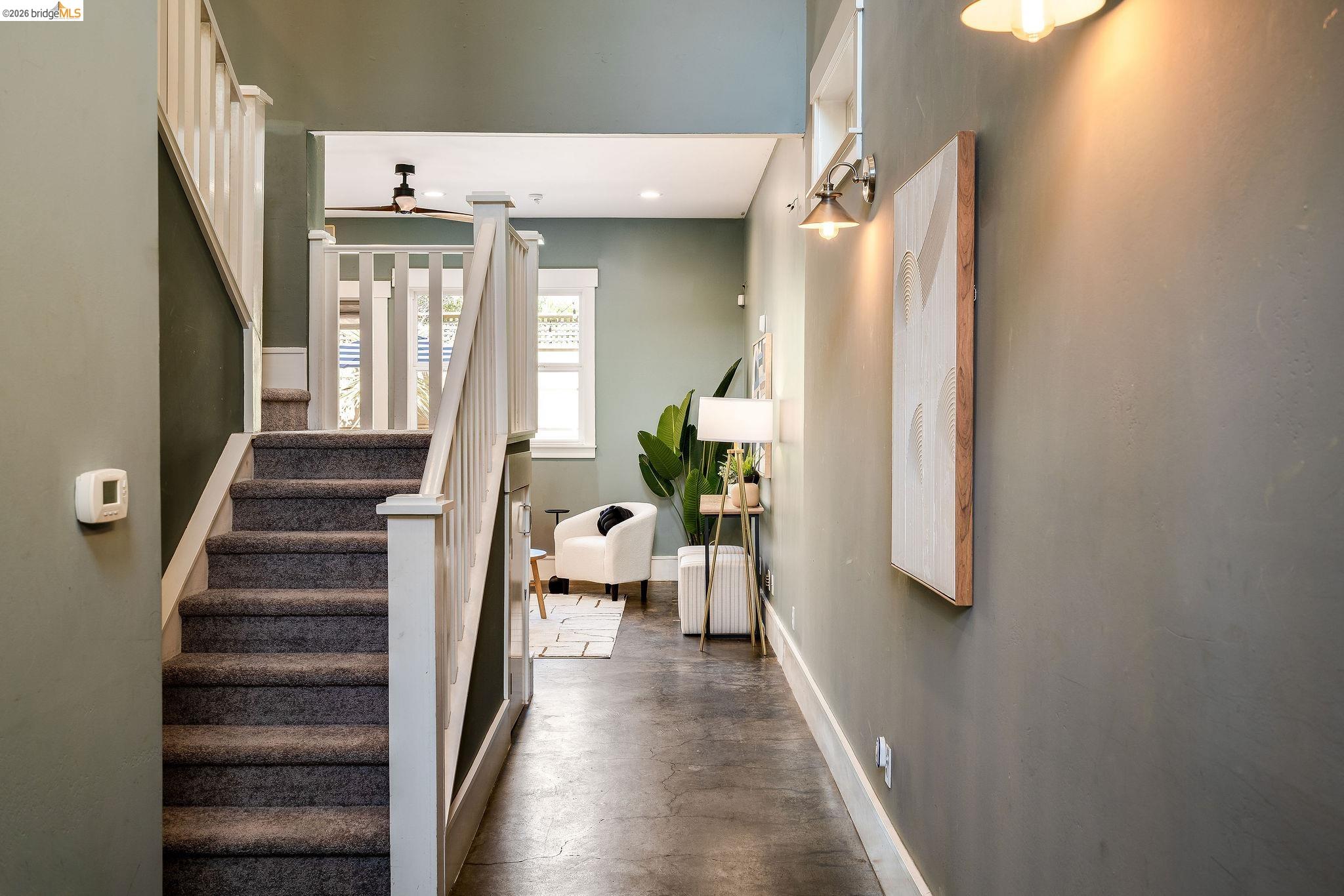 Detail Gallery Image 3 of 50 For 1526 32nd St, Oakland,  CA 94608 - 3 Beds | 2/1 Baths