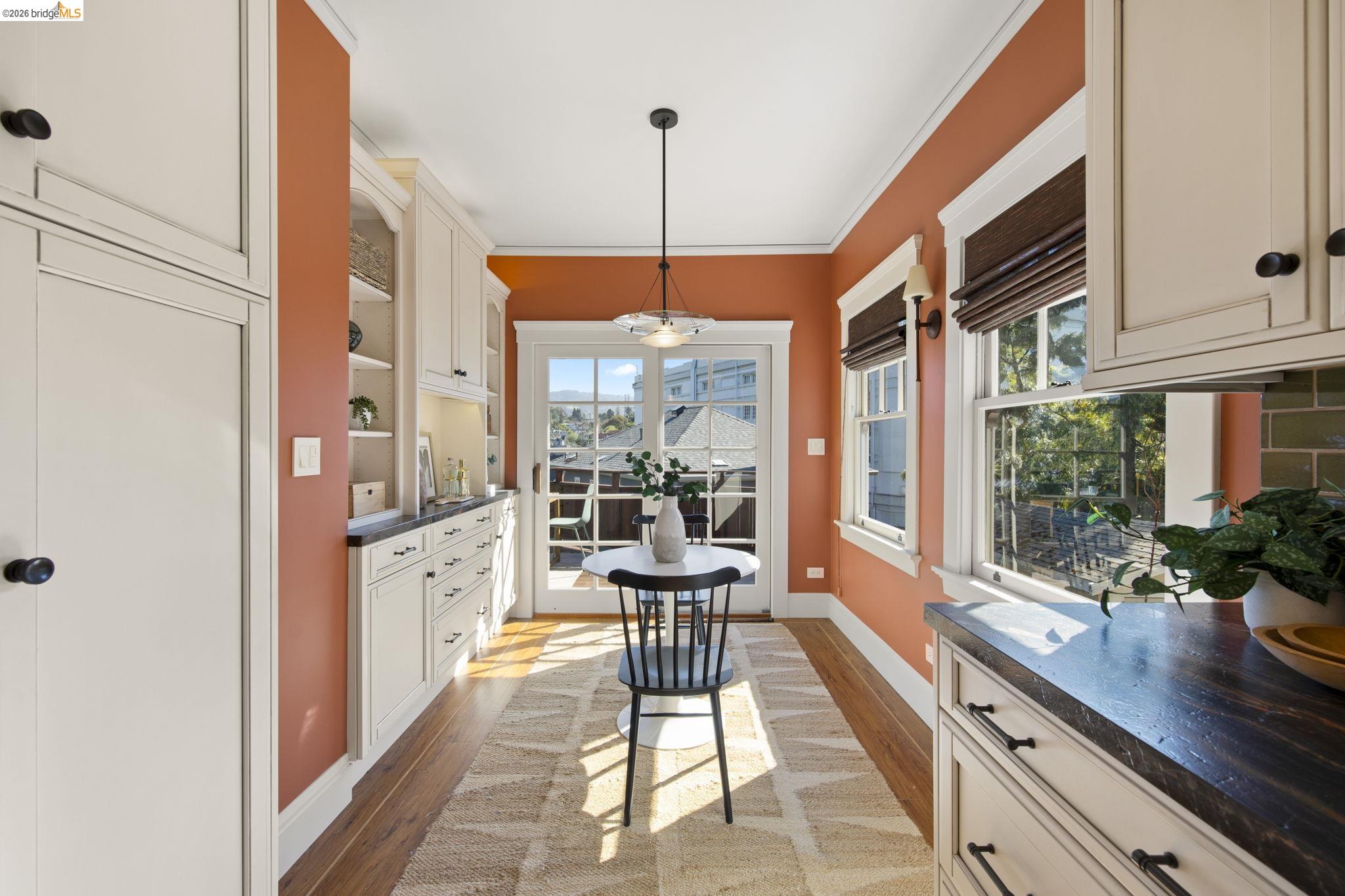 Detail Gallery Image 19 of 51 For 958 Alma Place, Oakland,  CA 94610 - 4 Beds | 2 Baths