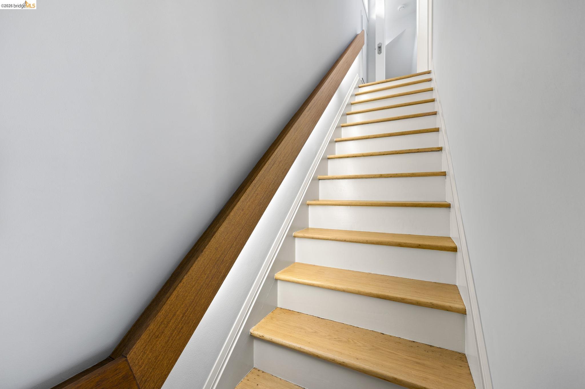 Detail Gallery Image 24 of 51 For 958 Alma Place, Oakland,  CA 94610 - 4 Beds | 2 Baths