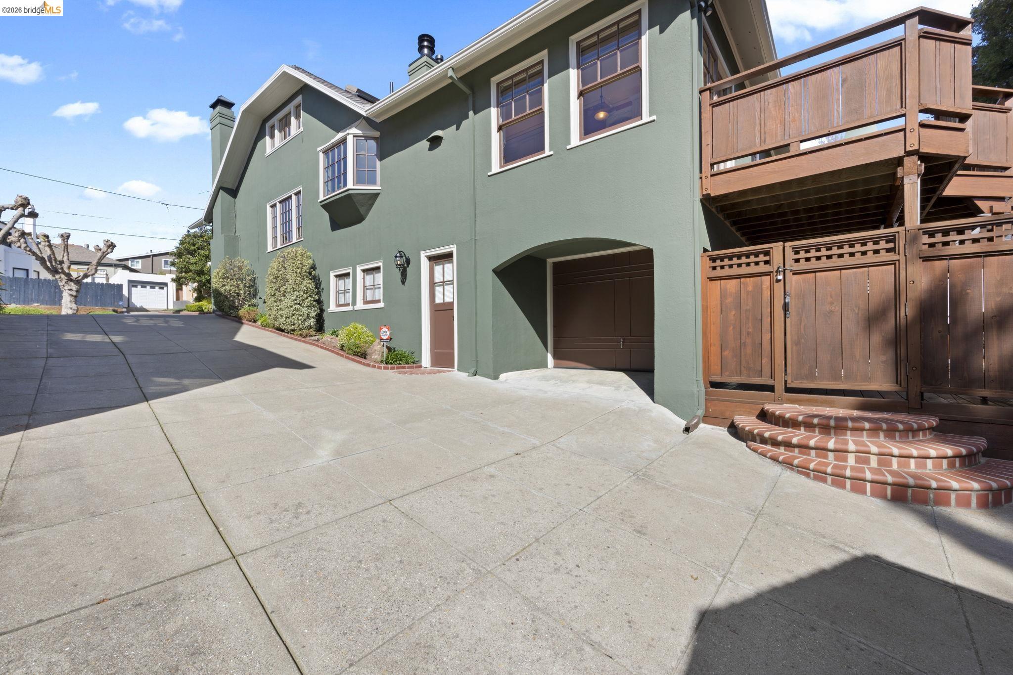 Detail Gallery Image 48 of 51 For 958 Alma Place, Oakland,  CA 94610 - 4 Beds | 2 Baths