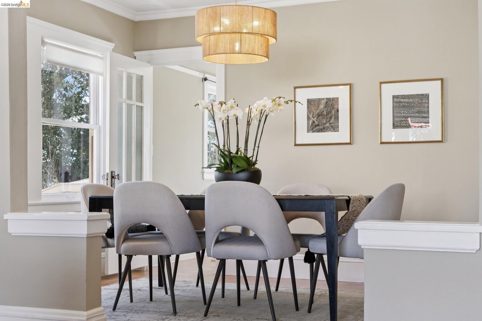 Detail Gallery Image 12 of 46 For 715 Hillgirt Cir, Oakland,  CA 94610 - 2 Beds | 1 Baths