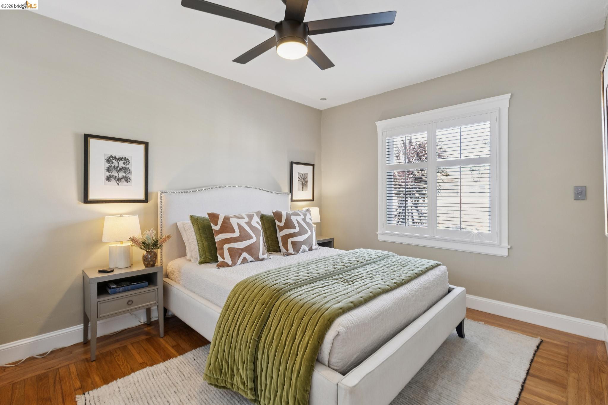 Detail Gallery Image 15 of 46 For 715 Hillgirt Cir, Oakland,  CA 94610 - 2 Beds | 1 Baths