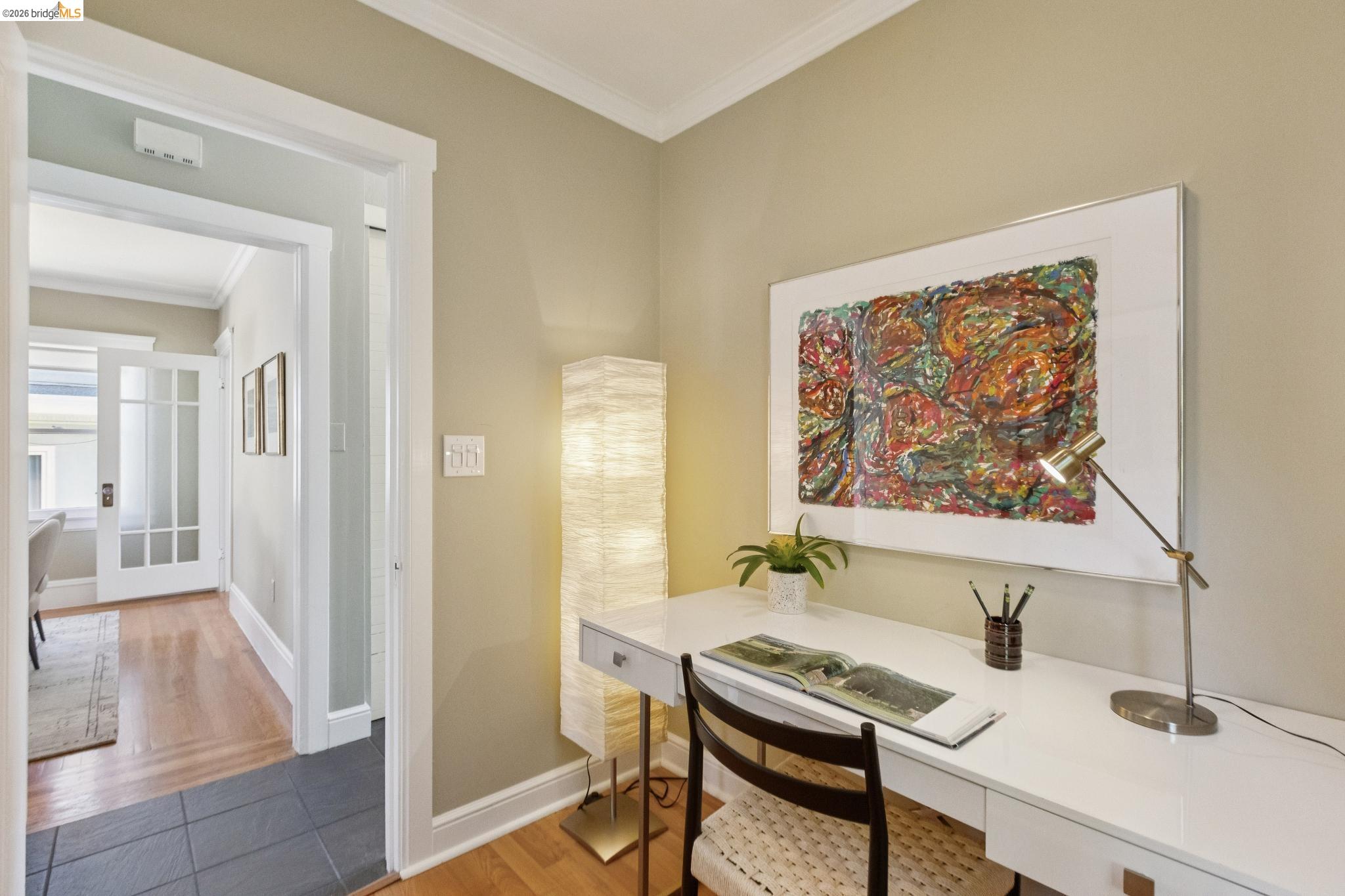 Detail Gallery Image 23 of 46 For 715 Hillgirt Cir, Oakland,  CA 94610 - 2 Beds | 1 Baths