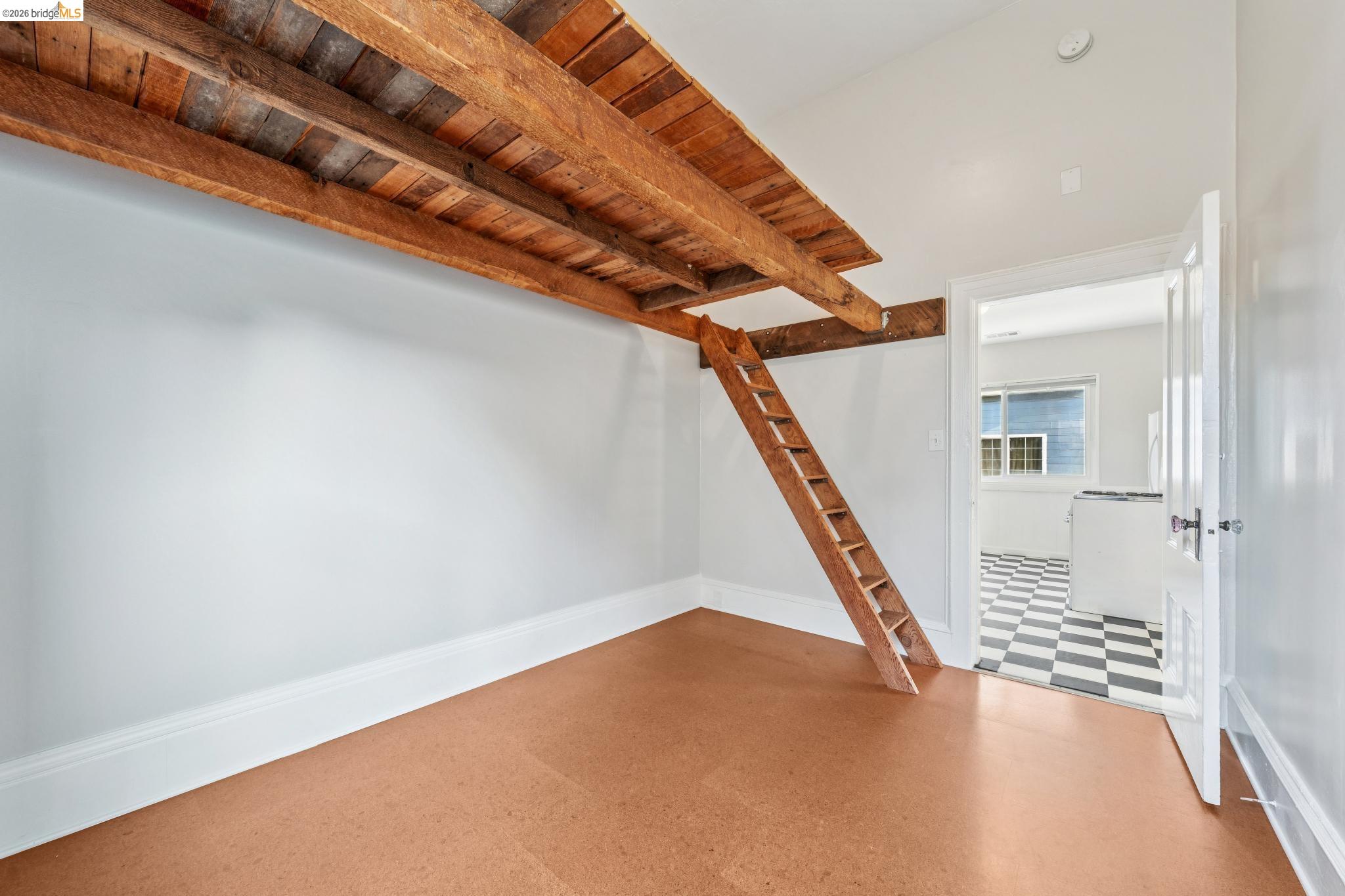 Detail Gallery Image 12 of 55 For 836 20th Street, Oakland,  CA 94607 - – Beds | – Baths