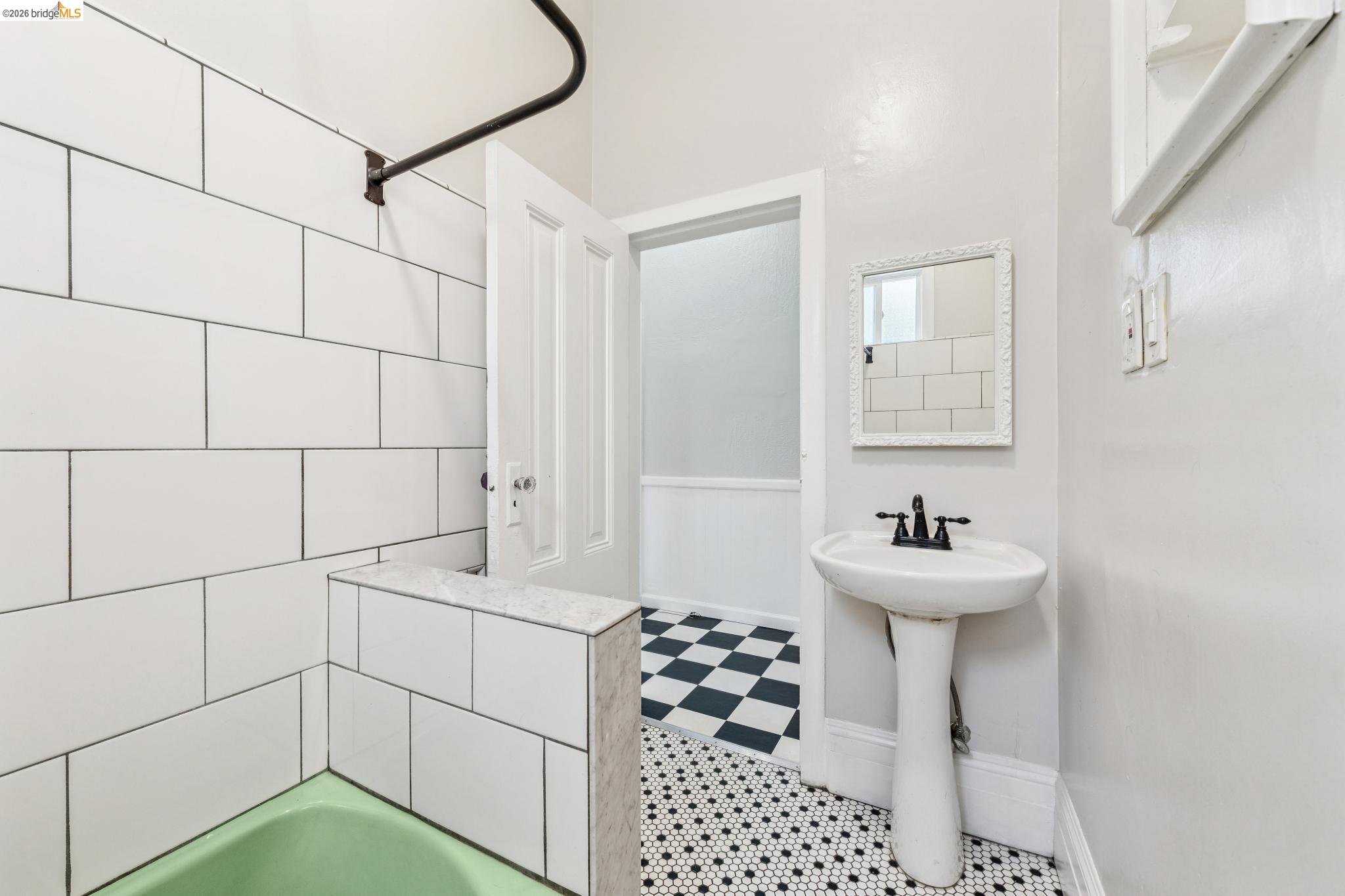 Detail Gallery Image 17 of 55 For 836 20th Street, Oakland,  CA 94607 - – Beds | – Baths