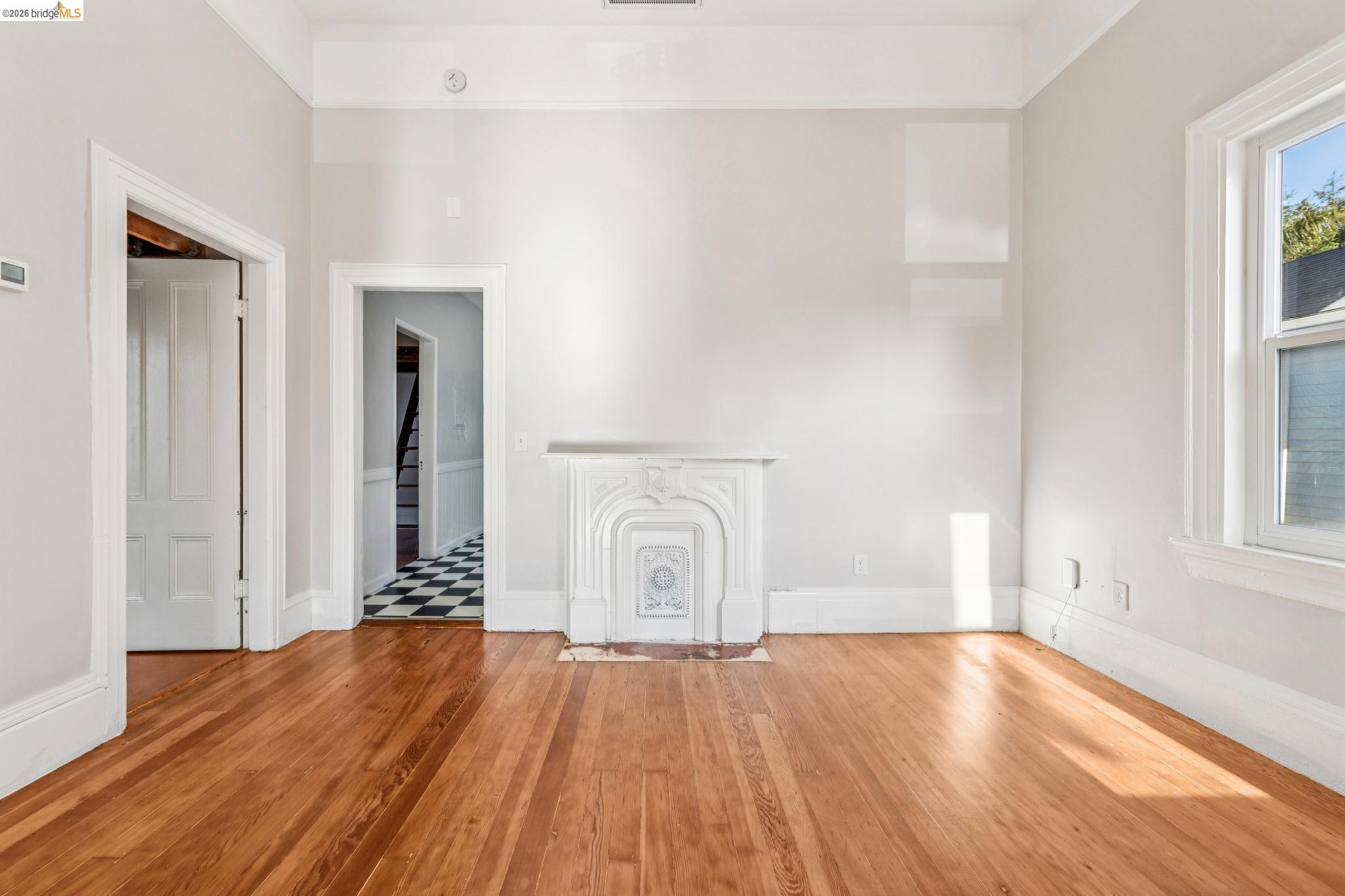 Detail Gallery Image 6 of 55 For 836 20th Street, Oakland,  CA 94607 - – Beds | – Baths