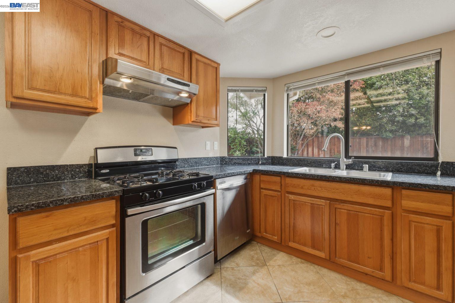 Detail Gallery Image 21 of 50 For 642 Fontes Dr, Fremont,  CA 94539 - 4 Beds | 3 Baths