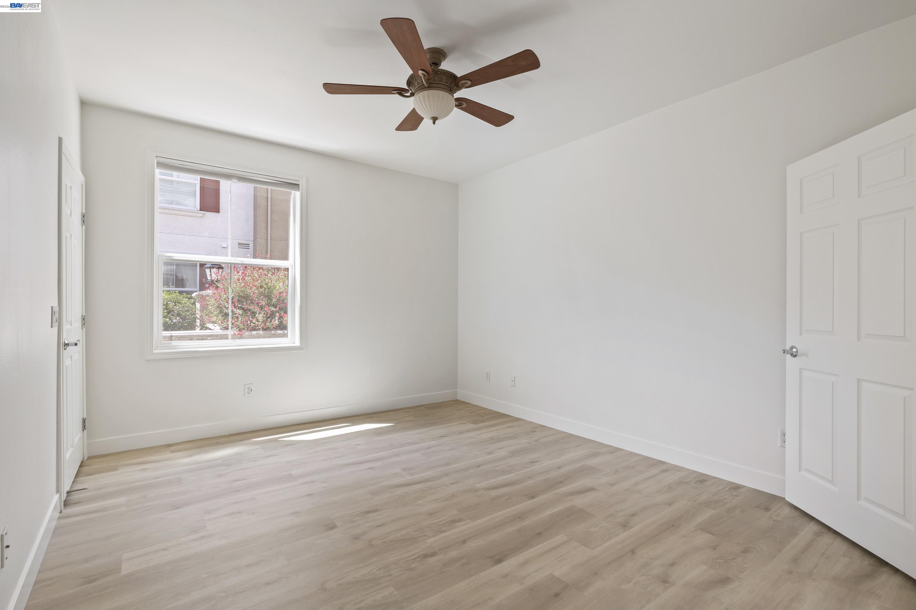 Detail Gallery Image 17 of 44 For 3290 Maguire Way #101,  Dublin,  CA 94568 - 3 Beds | 2 Baths