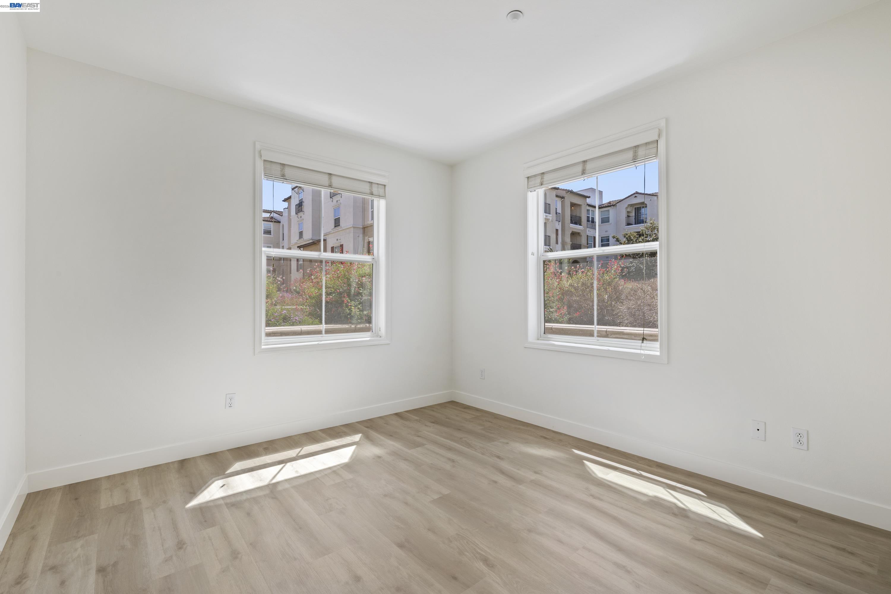 Detail Gallery Image 25 of 44 For 3290 Maguire Way #101,  Dublin,  CA 94568 - 3 Beds | 2 Baths