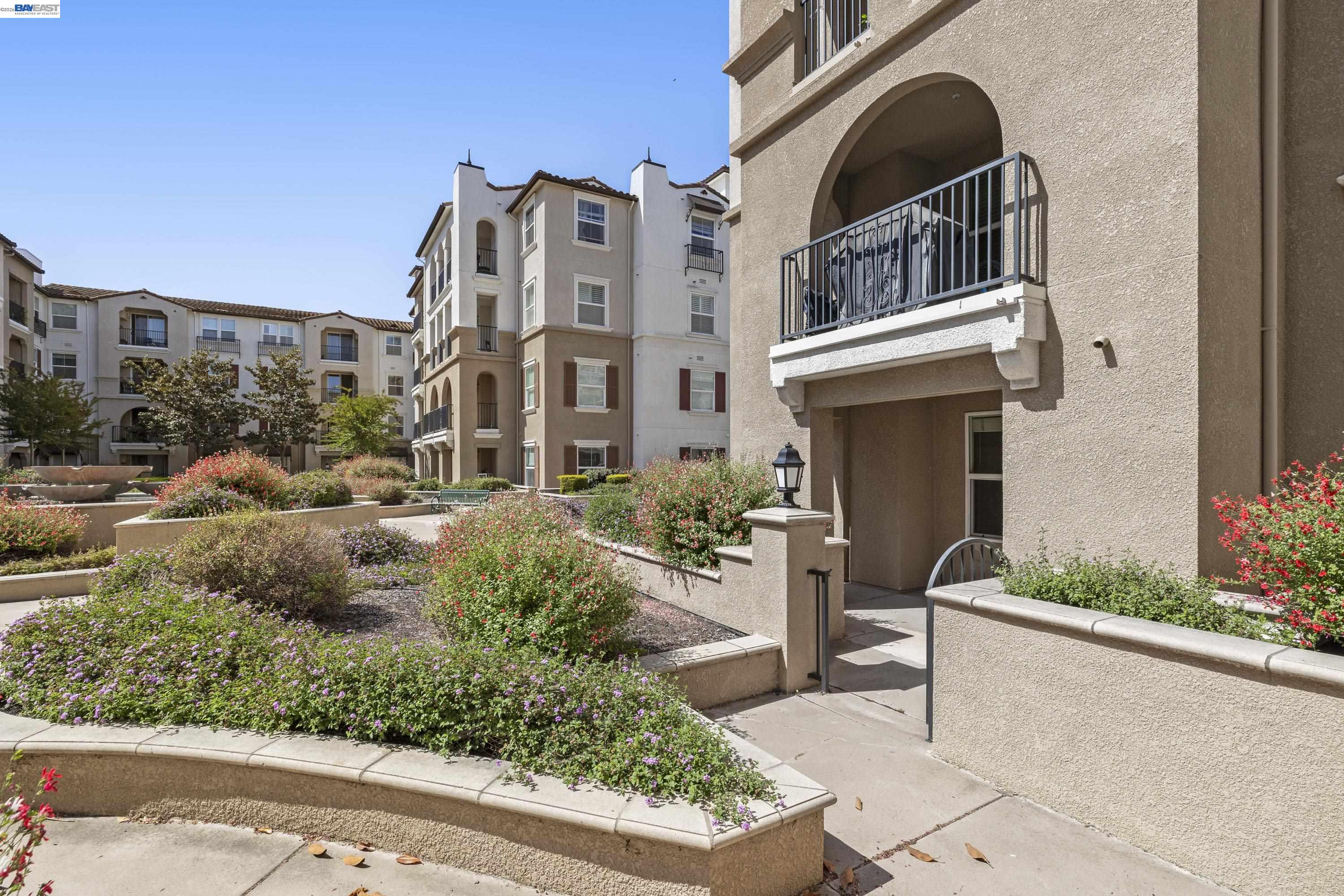 Detail Gallery Image 31 of 44 For 3290 Maguire Way #101,  Dublin,  CA 94568 - 3 Beds | 2 Baths