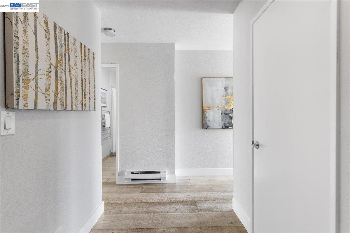 Detail Gallery Image 16 of 60 For 130 Lakeshore Ct, Richmond,  CA 94804 - 1 Beds | 1 Baths