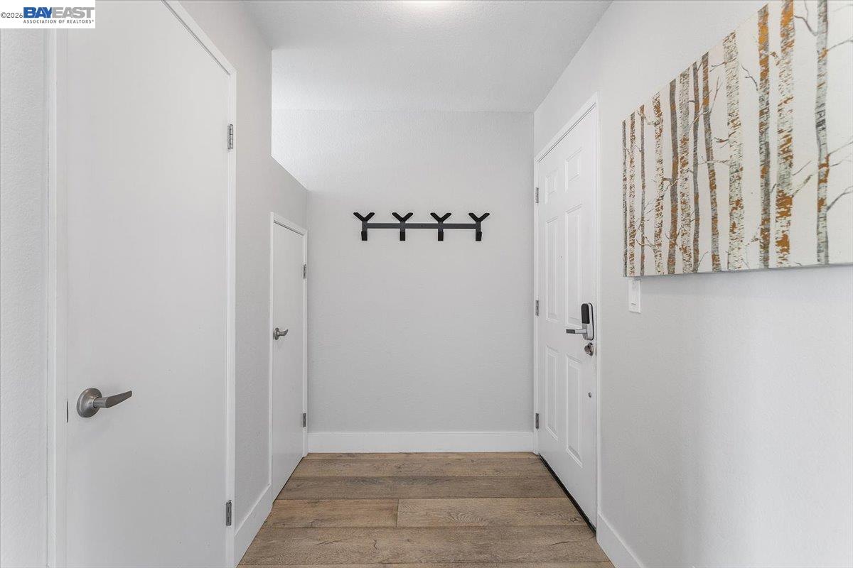 Detail Gallery Image 17 of 60 For 130 Lakeshore Ct, Richmond,  CA 94804 - 1 Beds | 1 Baths
