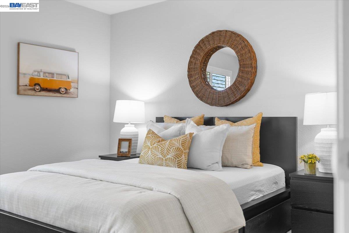 Detail Gallery Image 20 of 60 For 130 Lakeshore Ct, Richmond,  CA 94804 - 1 Beds | 1 Baths