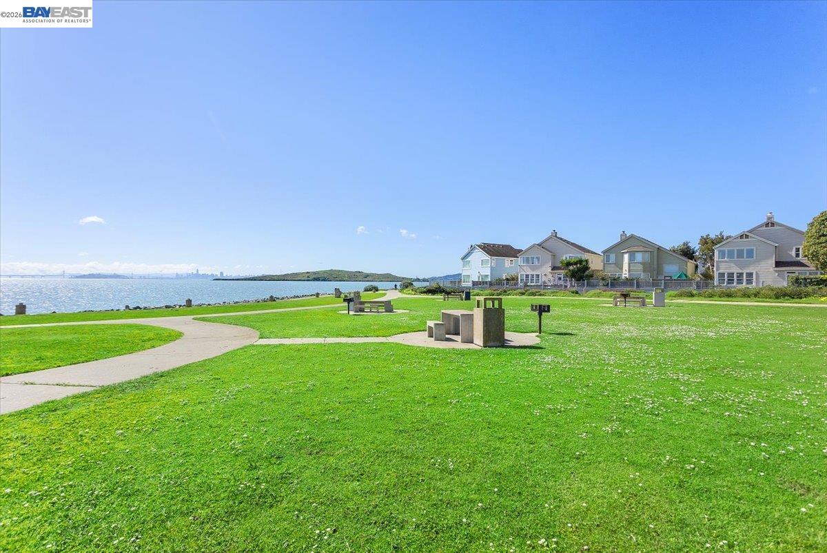 Detail Gallery Image 47 of 60 For 130 Lakeshore Ct, Richmond,  CA 94804 - 1 Beds | 1 Baths