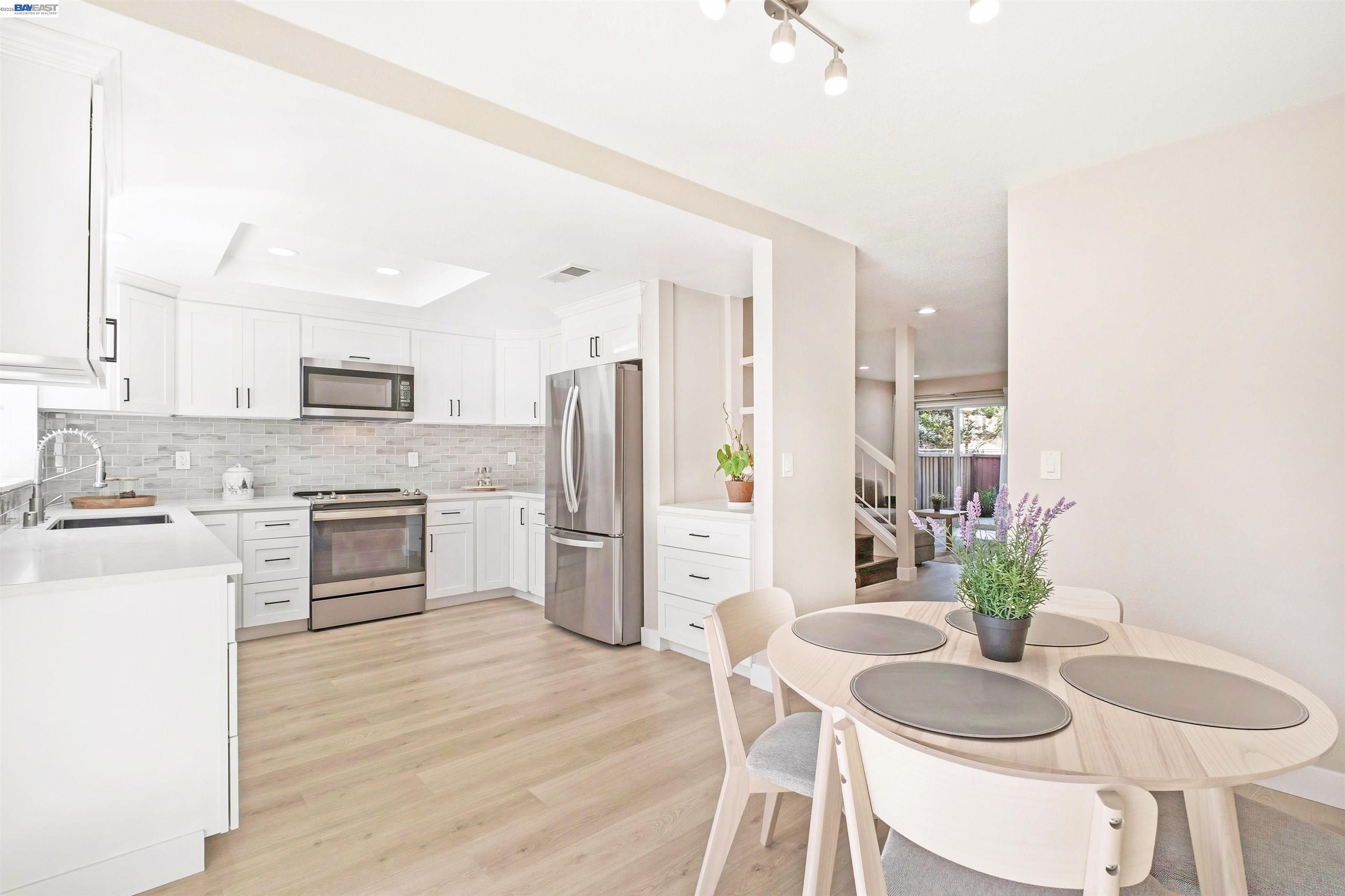 Photo #15: 41126789 Listing: Photo #15