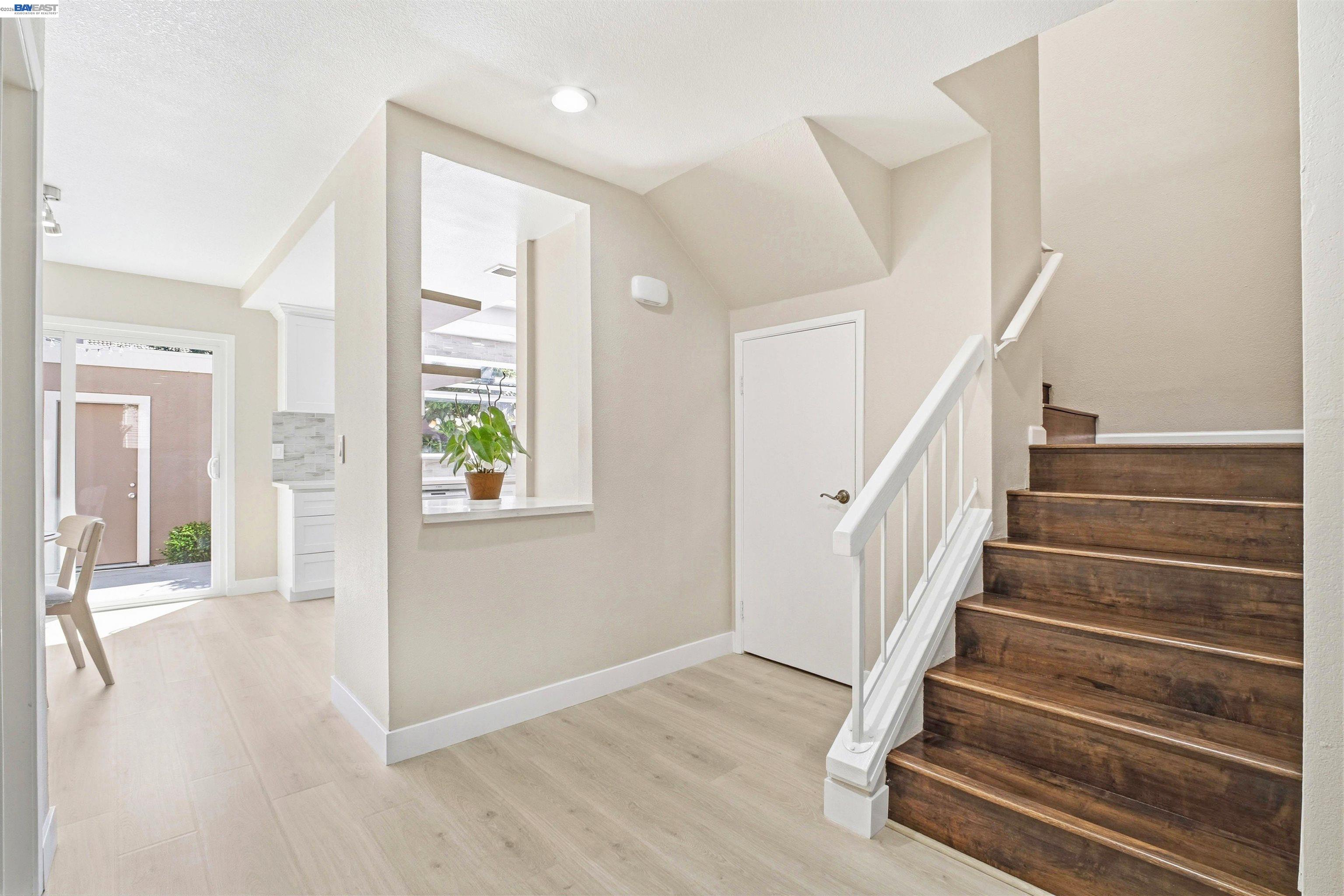 Detail Gallery Image 20 of 39 For 3867 Burton Cmn, Fremont,  CA 94536 - 2 Beds | 2/1 Baths