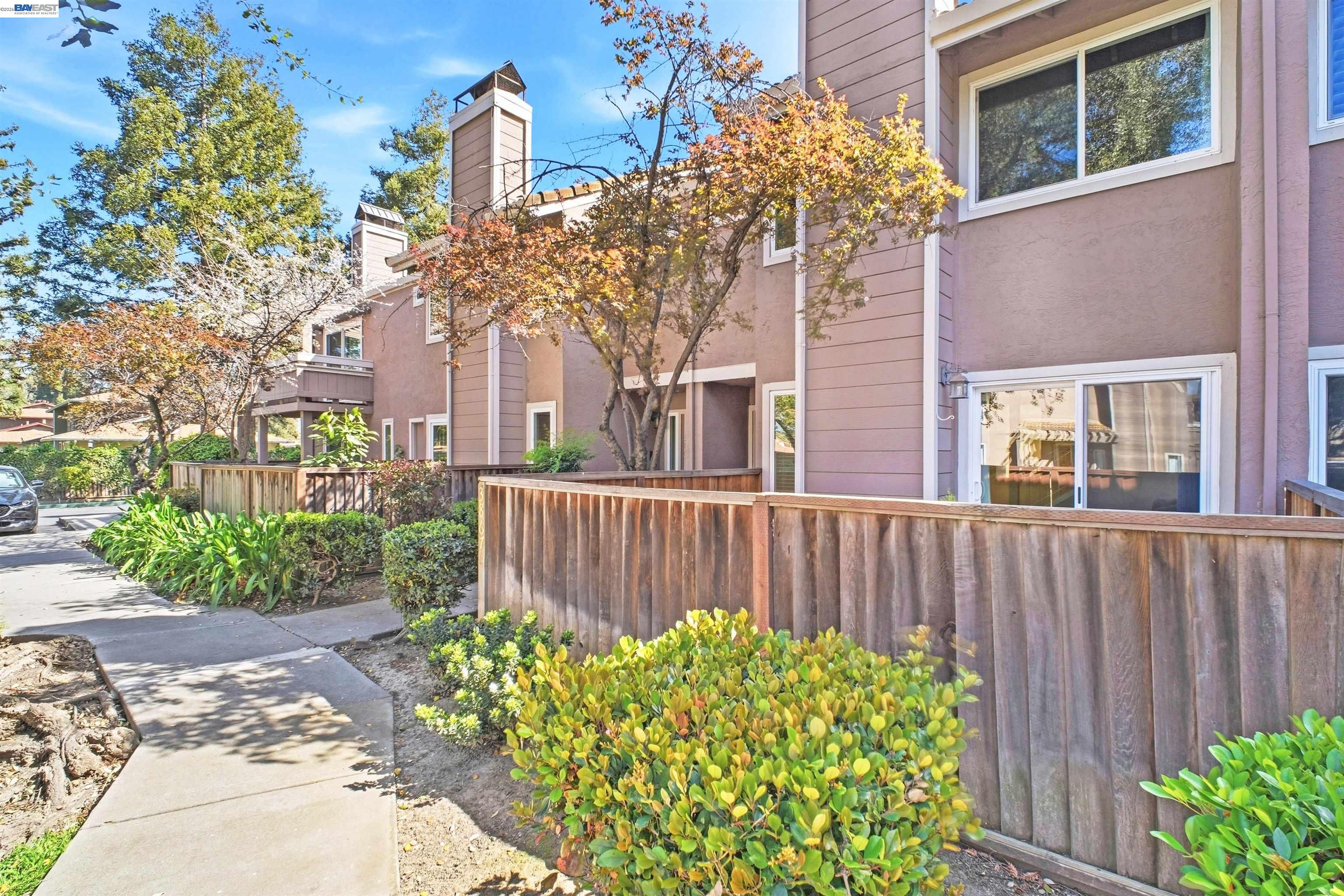 Photo #4: 41126789 Listing: Photo #4