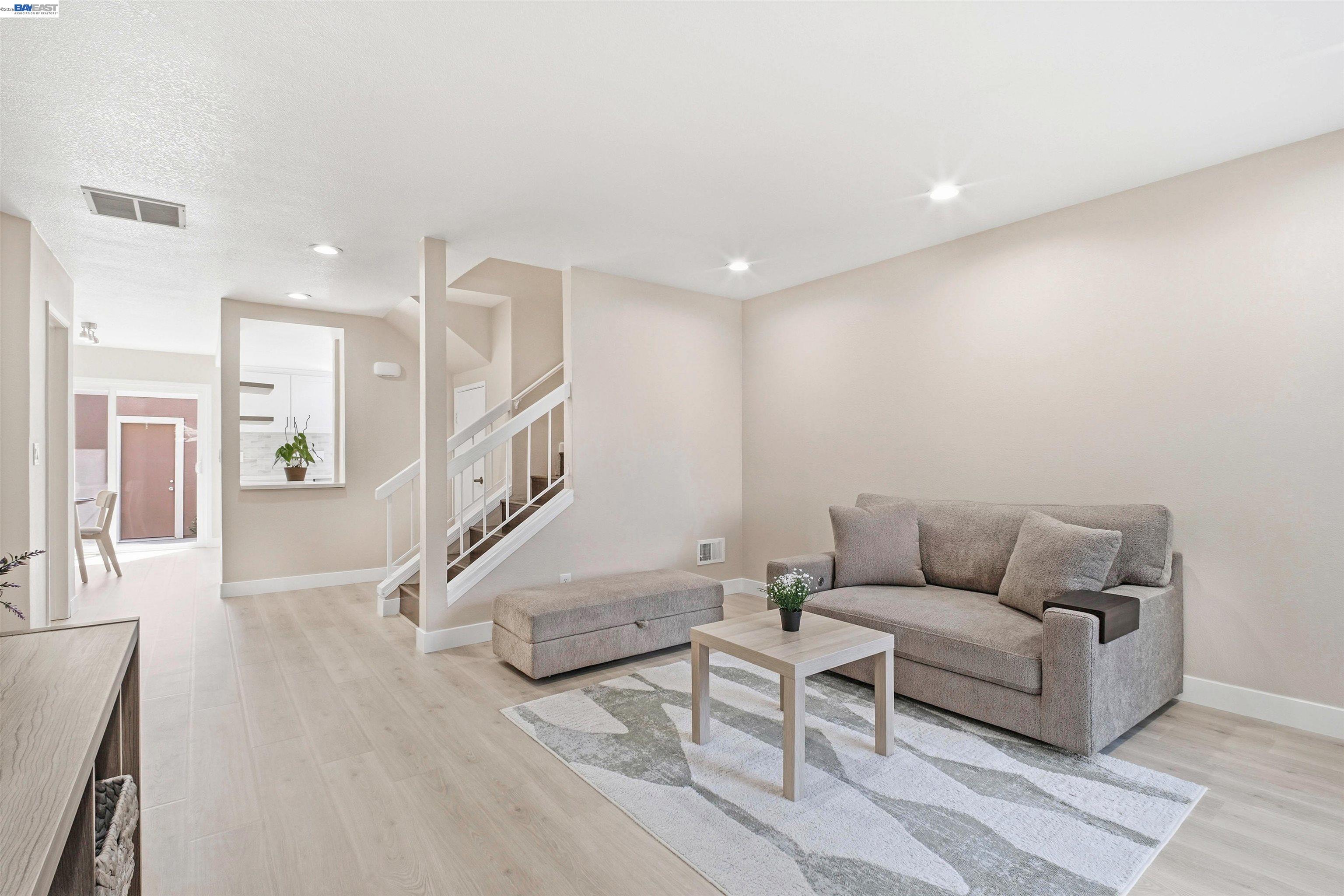 Photo #7: 41126789 Listing: Photo #7