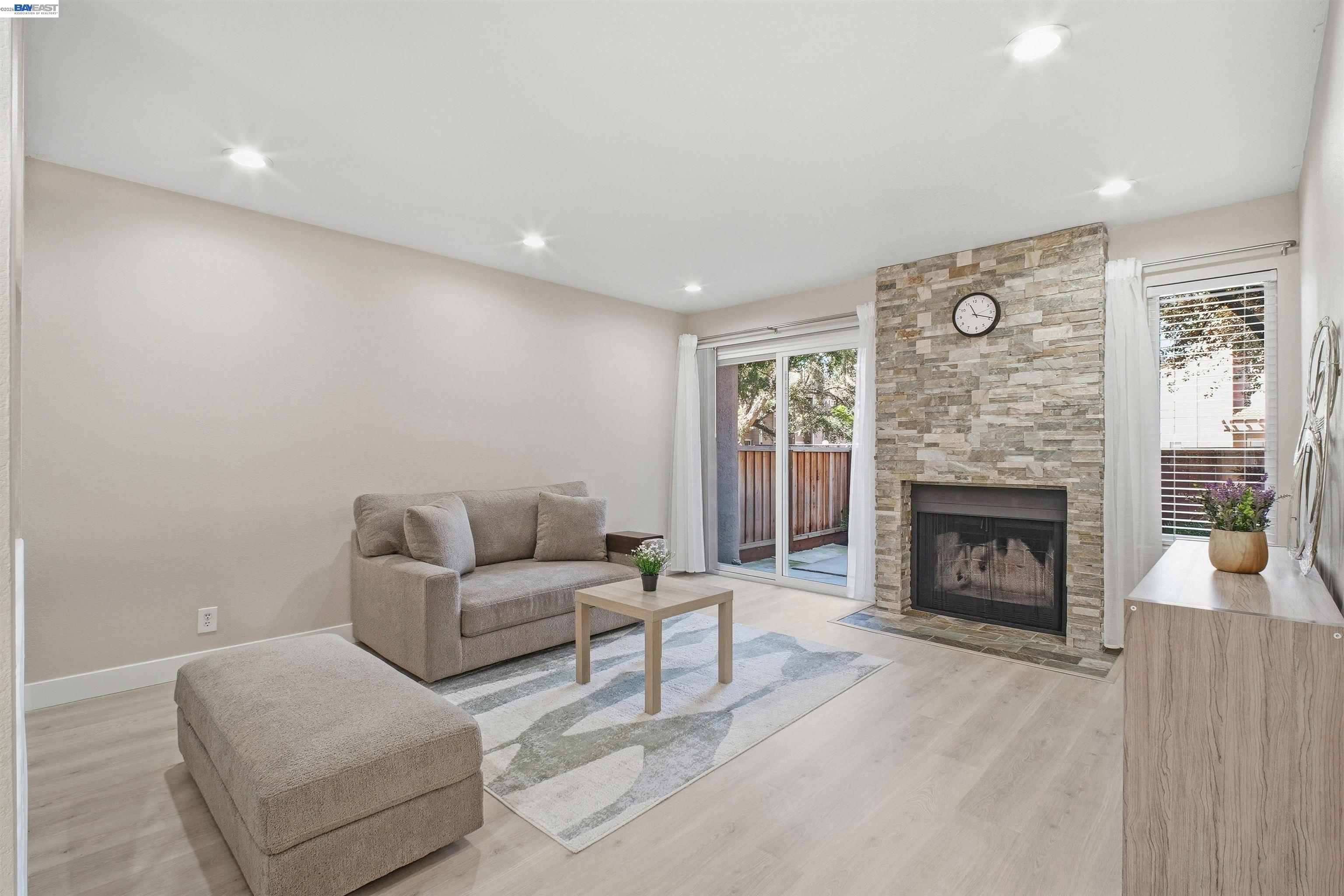 Photo #9: 41126789 Listing: Photo #9