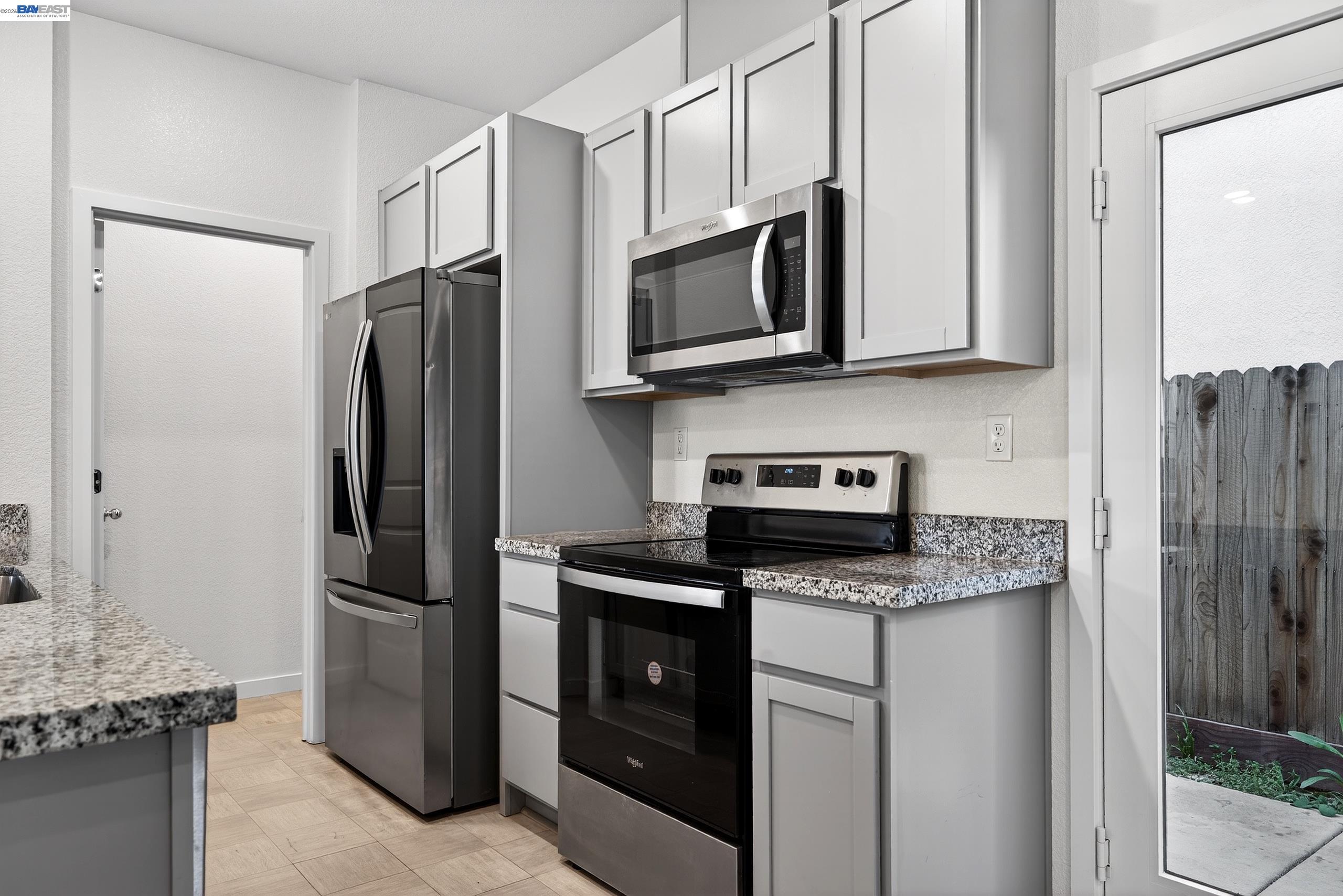 Detail Gallery Image 11 of 45 For 7000 Santa Venetia Pl, Roseville,  CA 95747 - 3 Beds | 2 Baths