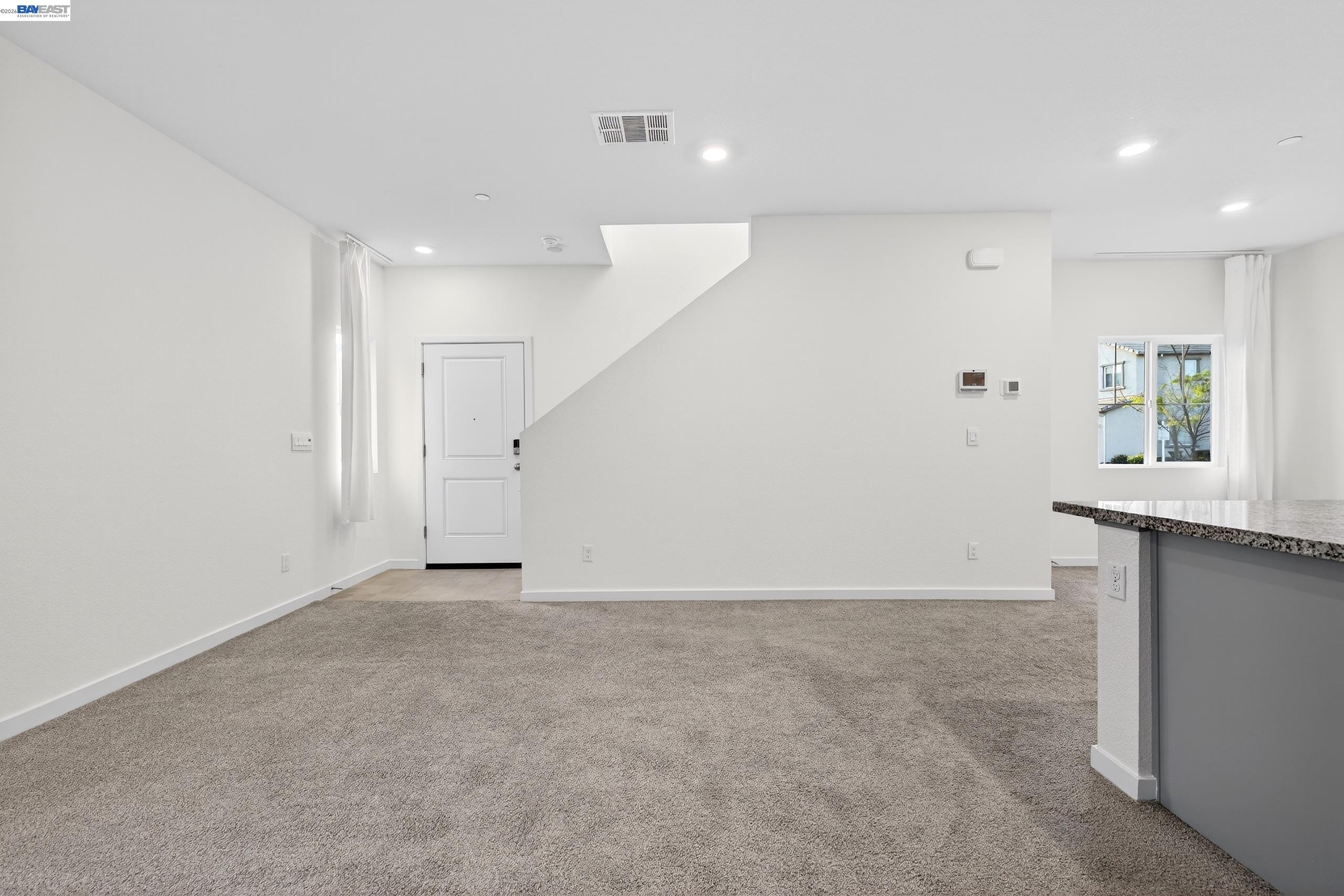 Detail Gallery Image 14 of 45 For 7000 Santa Venetia Pl, Roseville,  CA 95747 - 3 Beds | 2 Baths