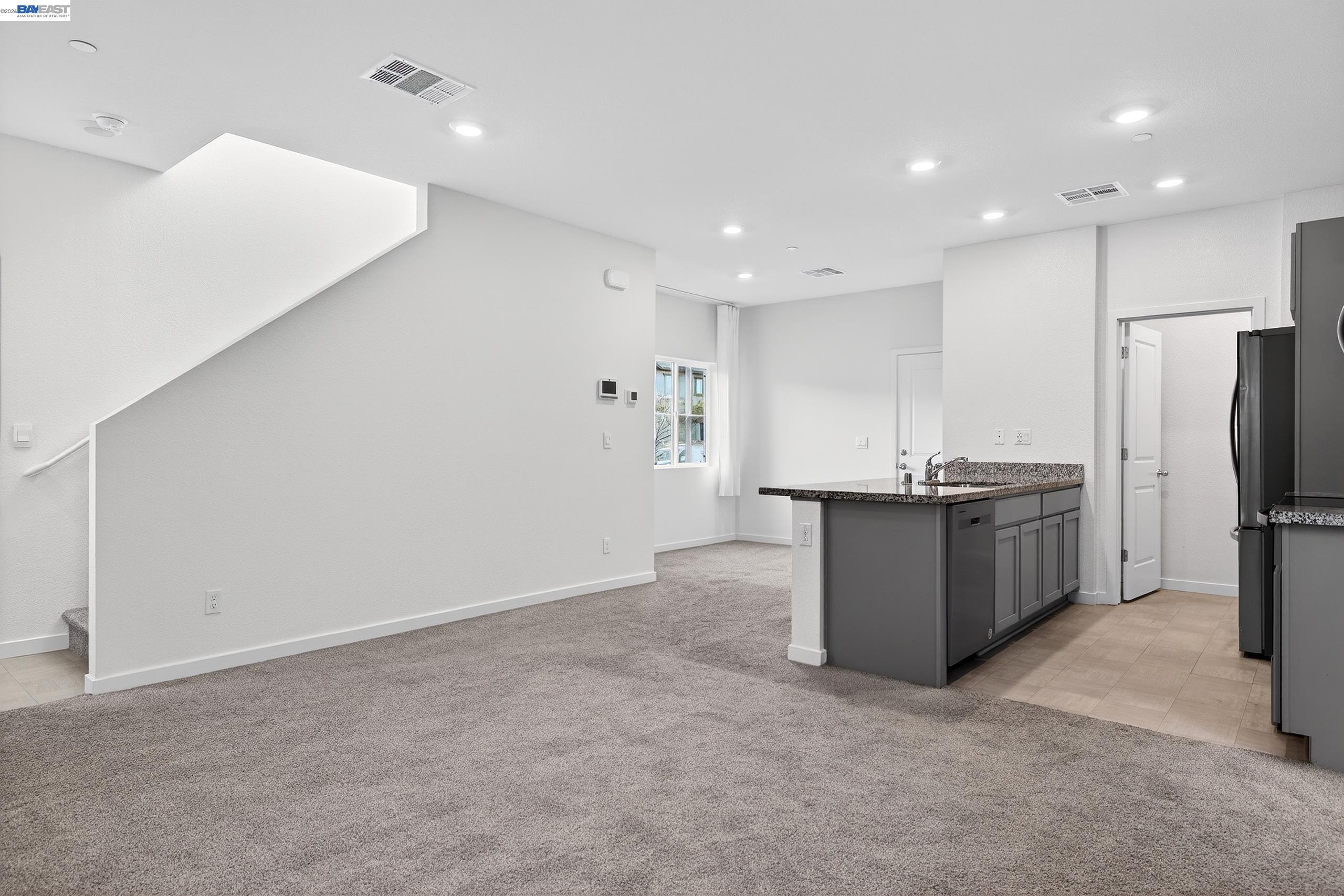 Detail Gallery Image 15 of 45 For 7000 Santa Venetia Pl, Roseville,  CA 95747 - 3 Beds | 2 Baths