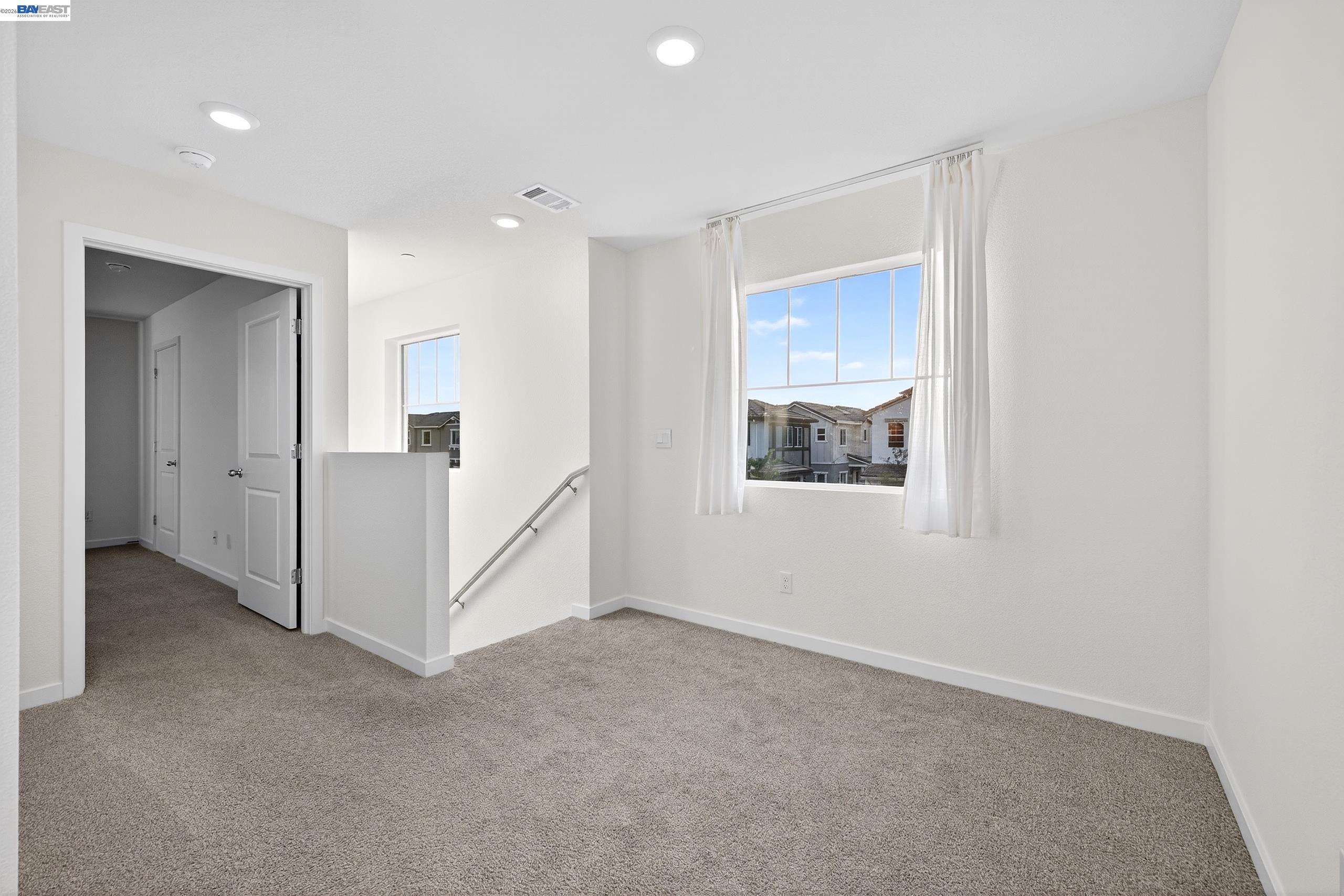 Detail Gallery Image 32 of 45 For 7000 Santa Venetia Pl, Roseville,  CA 95747 - 3 Beds | 2 Baths