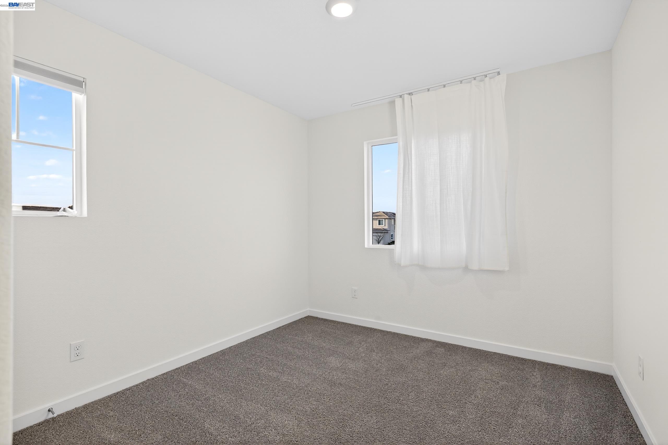 Detail Gallery Image 35 of 45 For 7000 Santa Venetia Pl, Roseville,  CA 95747 - 3 Beds | 2 Baths