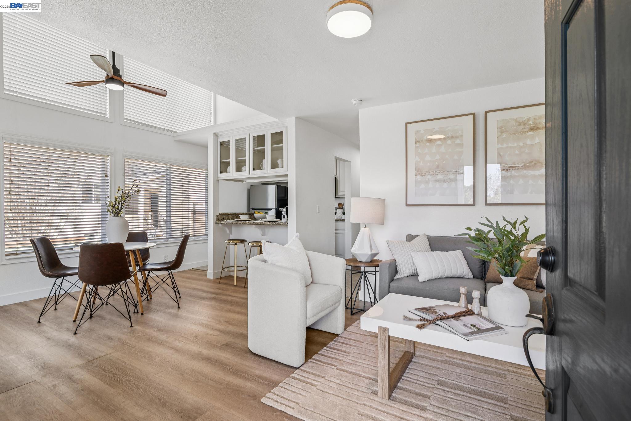 Detail Gallery Image 1 of 32 For 27796 Vasona Ct #2,  Hayward,  CA 94544 - 1 Beds | 1/1 Baths