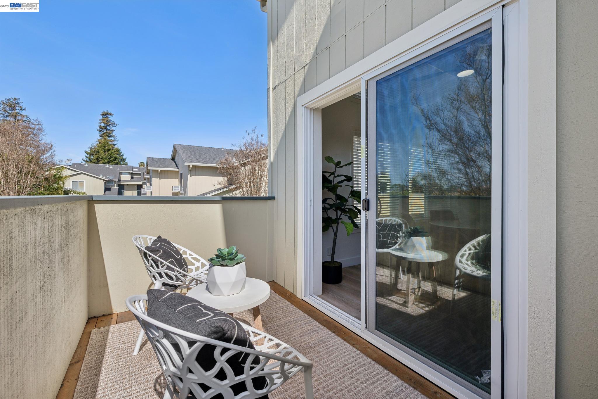 Detail Gallery Image 13 of 32 For 27796 Vasona Ct #2,  Hayward,  CA 94544 - 1 Beds | 1/1 Baths