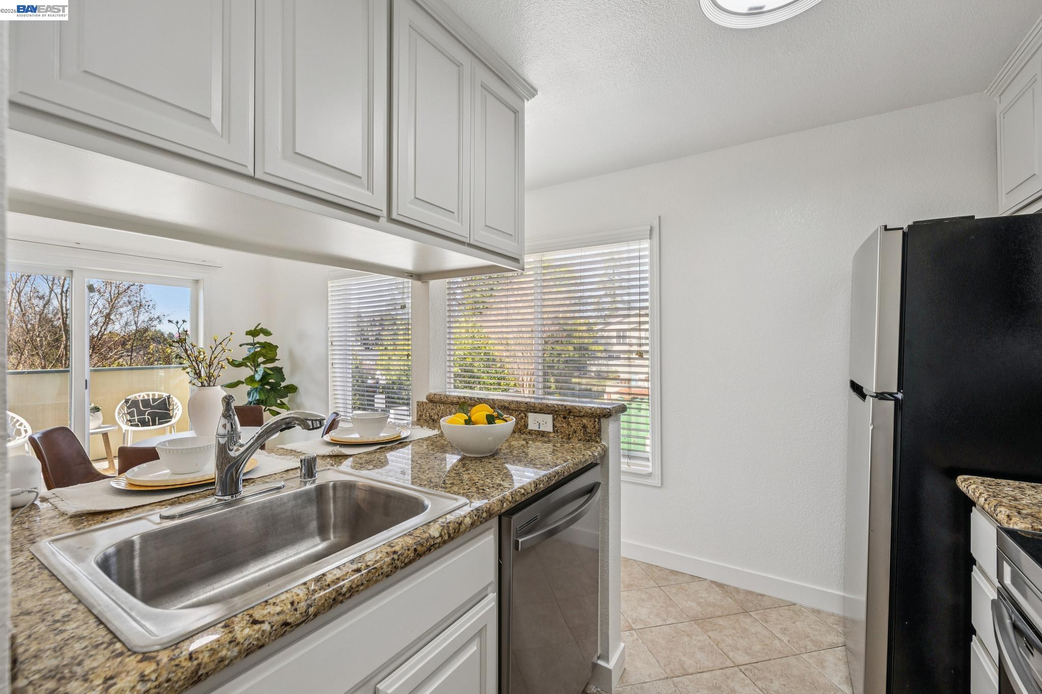 Detail Gallery Image 18 of 32 For 27796 Vasona Ct #2,  Hayward,  CA 94544 - 1 Beds | 1/1 Baths