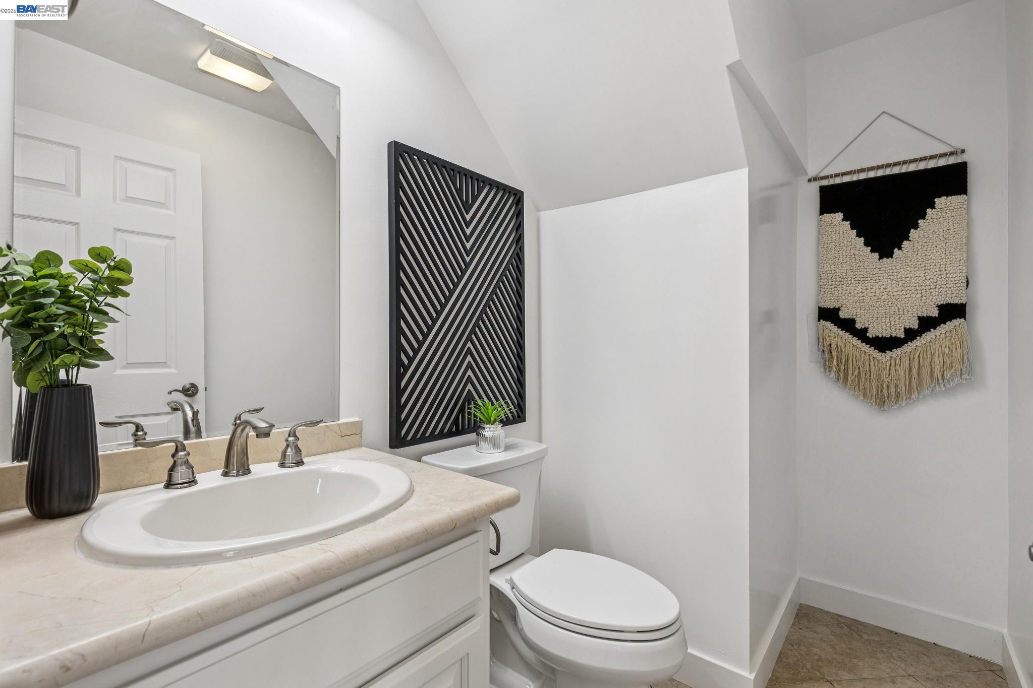 Detail Gallery Image 20 of 32 For 27796 Vasona Ct #2,  Hayward,  CA 94544 - 1 Beds | 1/1 Baths