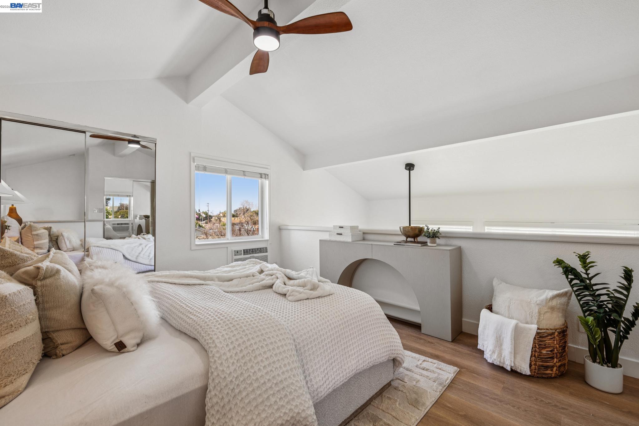 Detail Gallery Image 22 of 32 For 27796 Vasona Ct #2,  Hayward,  CA 94544 - 1 Beds | 1/1 Baths