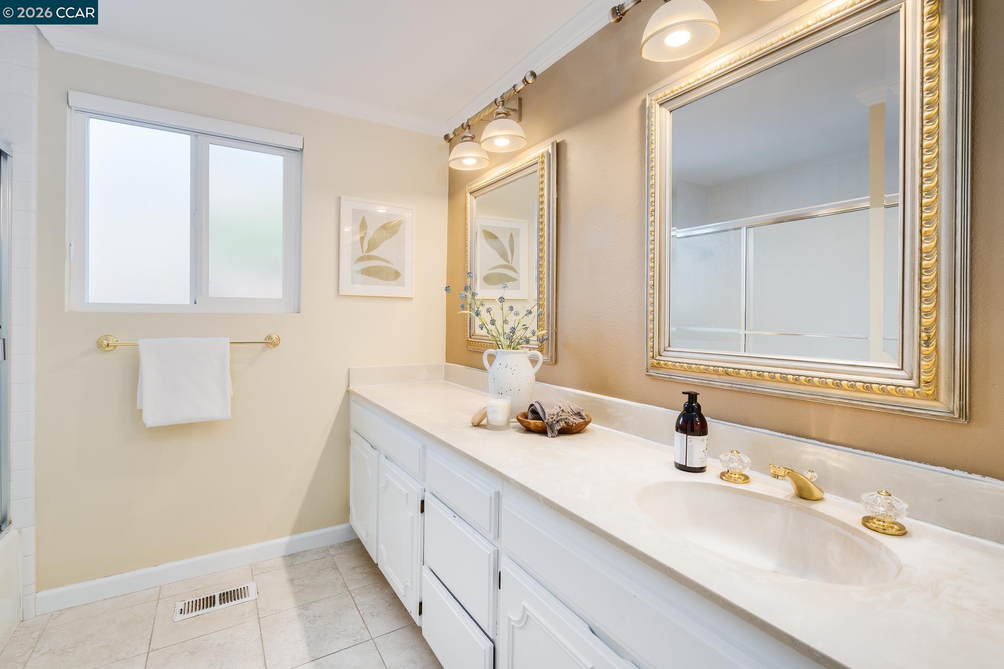 Detail Gallery Image 13 of 21 For 855 Columbine Ct, Danville,  CA 94526 - 4 Beds | 3 Baths