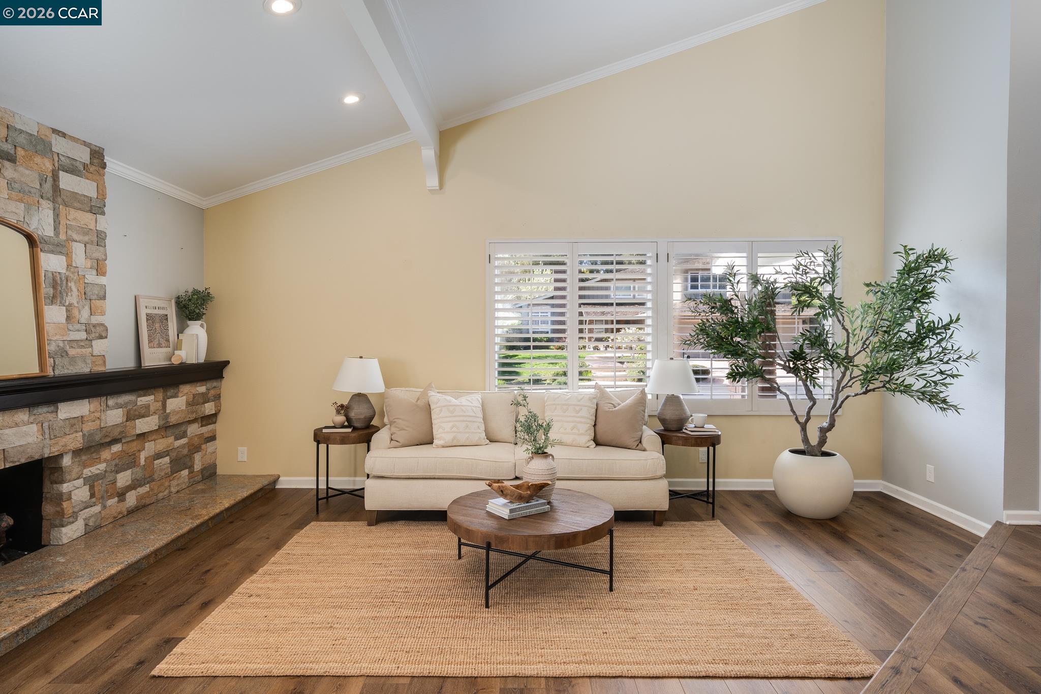 Detail Gallery Image 4 of 32 For 855 Columbine Ct, Danville,  CA 94526 - 4 Beds | 3 Baths