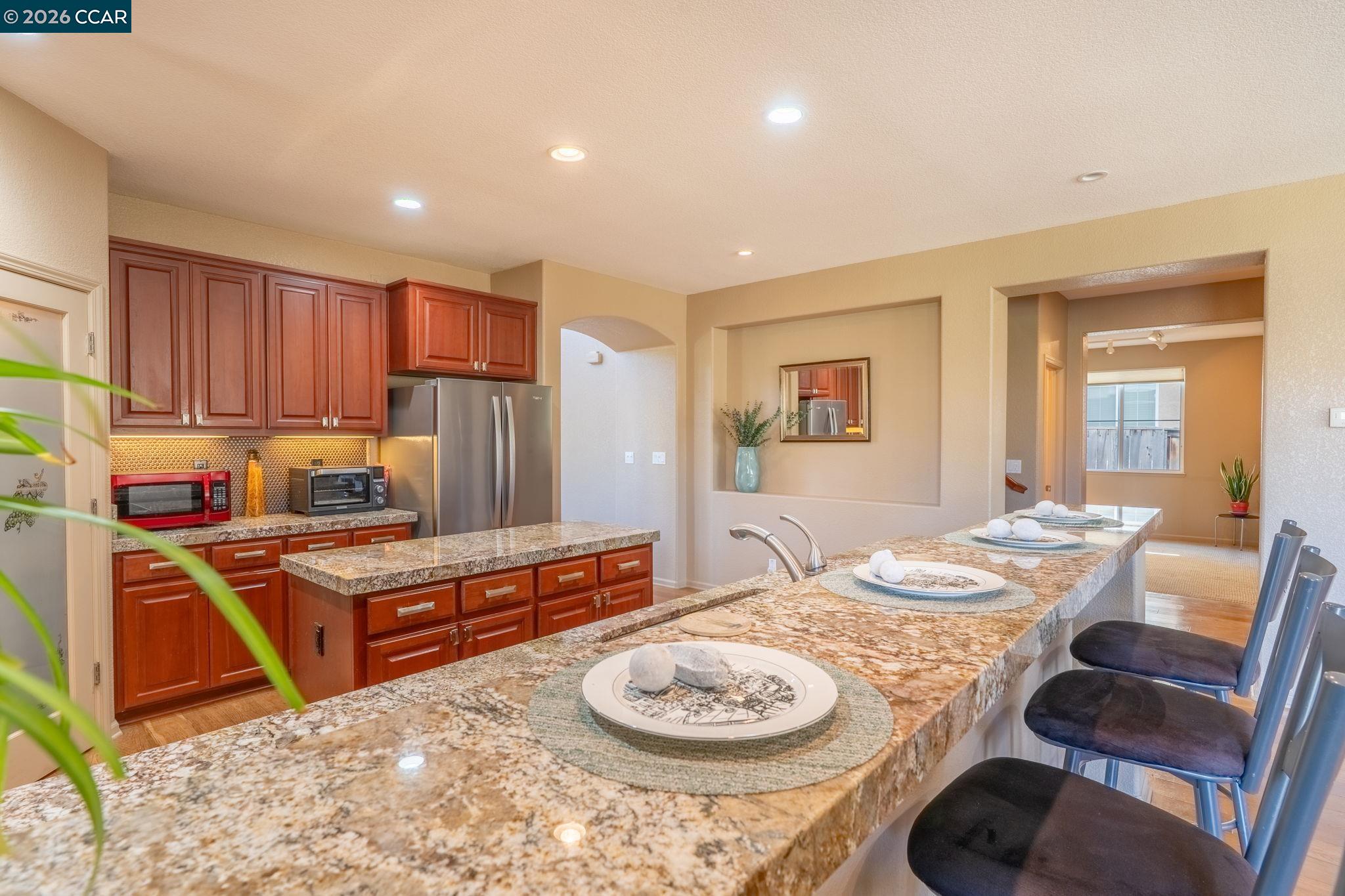 Detail Gallery Image 6 of 40 For 9028 Tee Box Ct, Patterson,  CA 95363 - 4 Beds | 3/1 Baths
