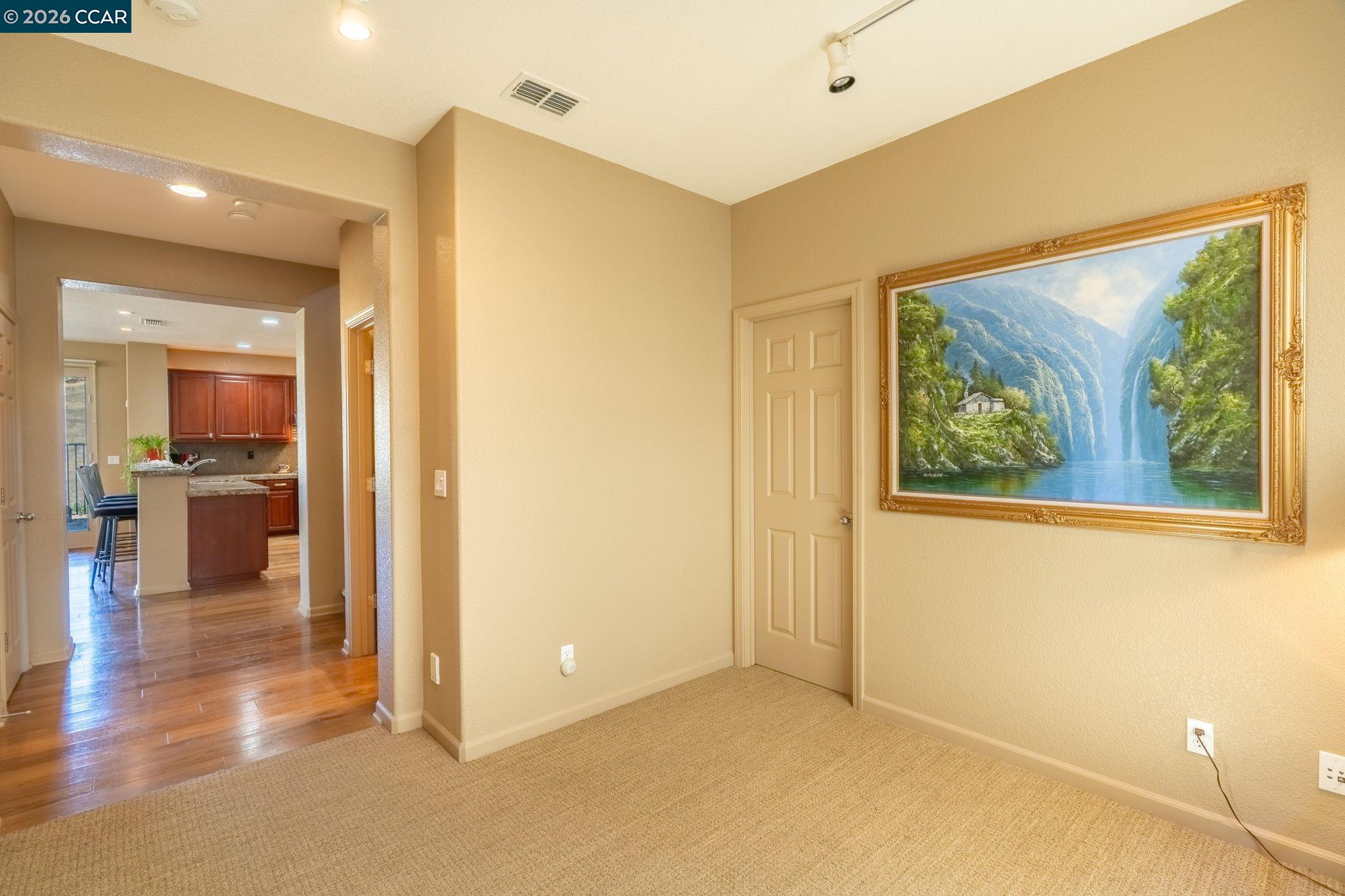 Detail Gallery Image 13 of 40 For 9028 Tee Box Ct, Patterson,  CA 95363 - 4 Beds | 3/1 Baths