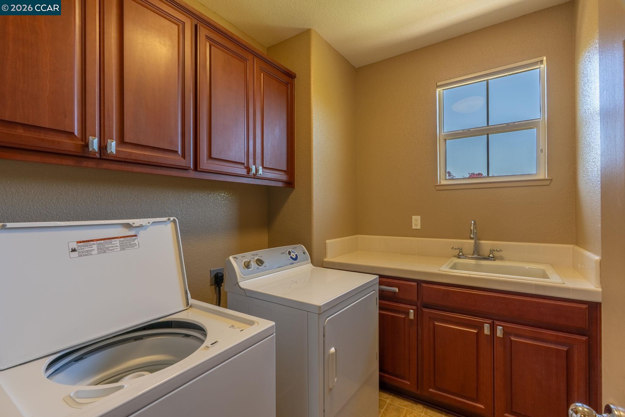 Detail Gallery Image 23 of 40 For 9028 Tee Box Ct, Patterson,  CA 95363 - 4 Beds | 3/1 Baths