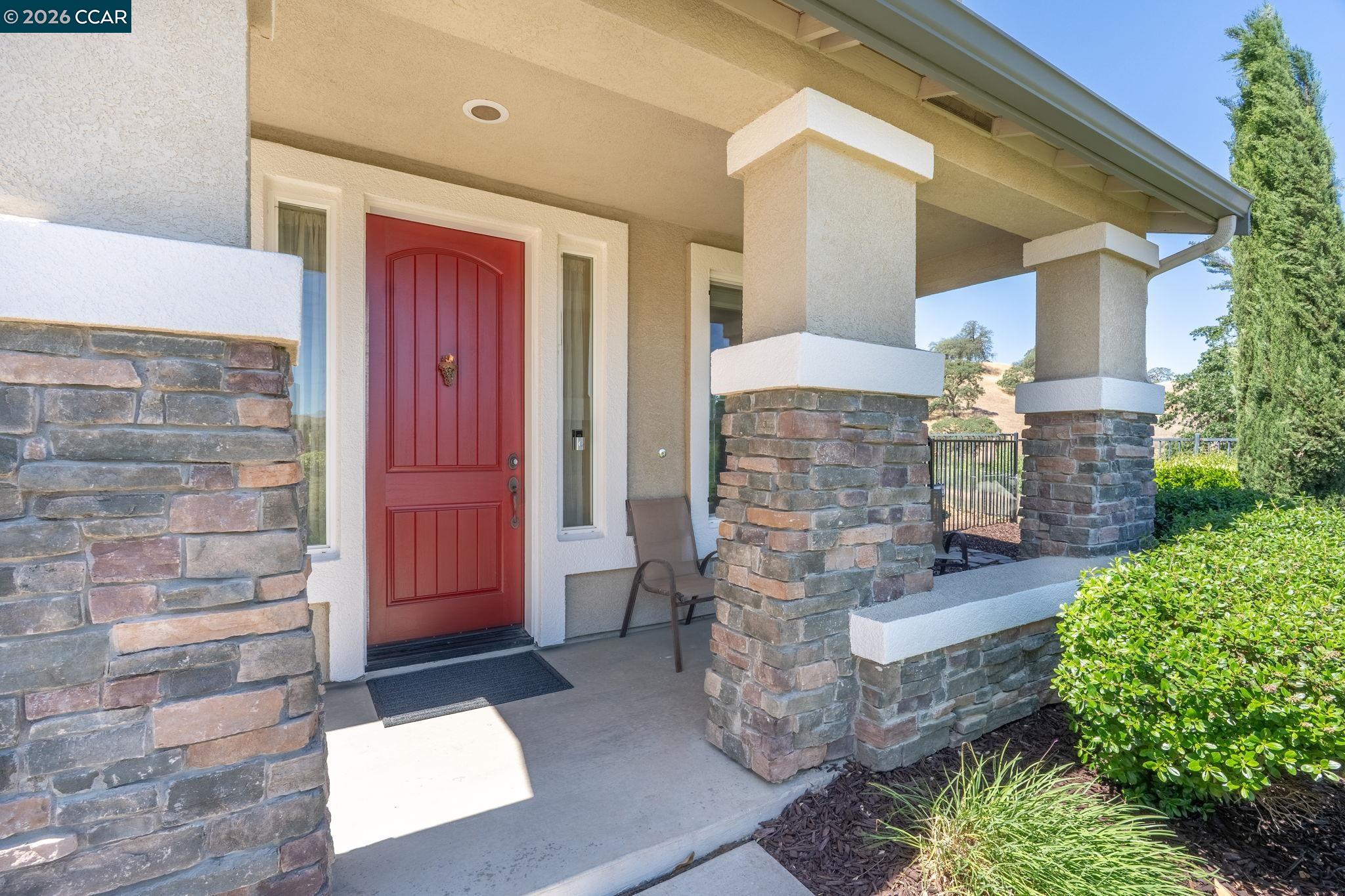 Detail Gallery Image 4 of 40 For 9028 Tee Box Ct, Patterson,  CA 95363 - 4 Beds | 3/1 Baths