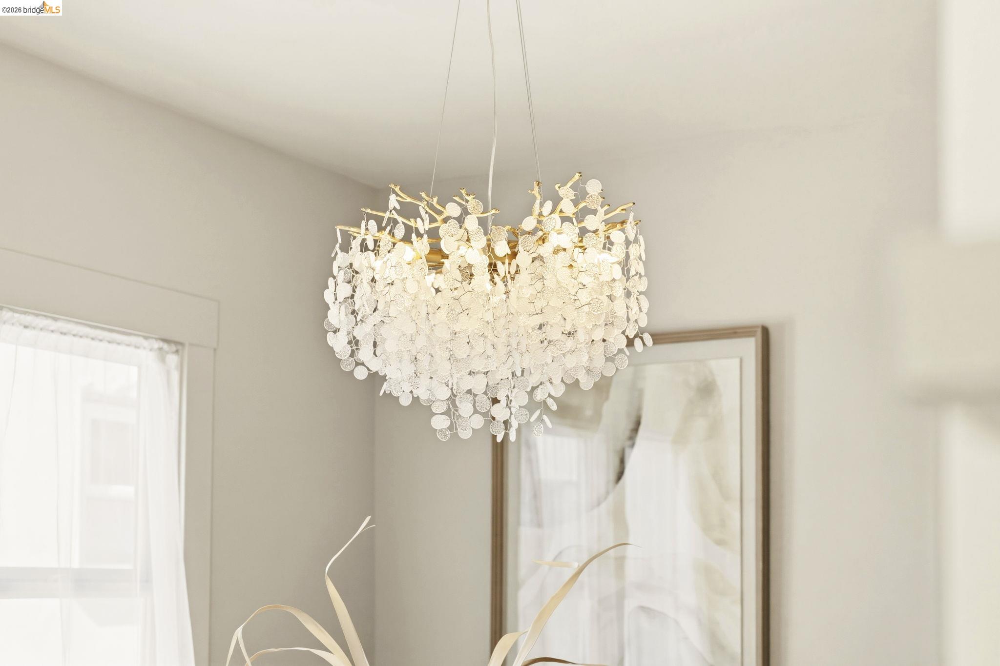 Detail Gallery Image 11 of 36 For 64 Ramona Ave., Oakland,  CA 94611 - 2 Beds | 1 Baths