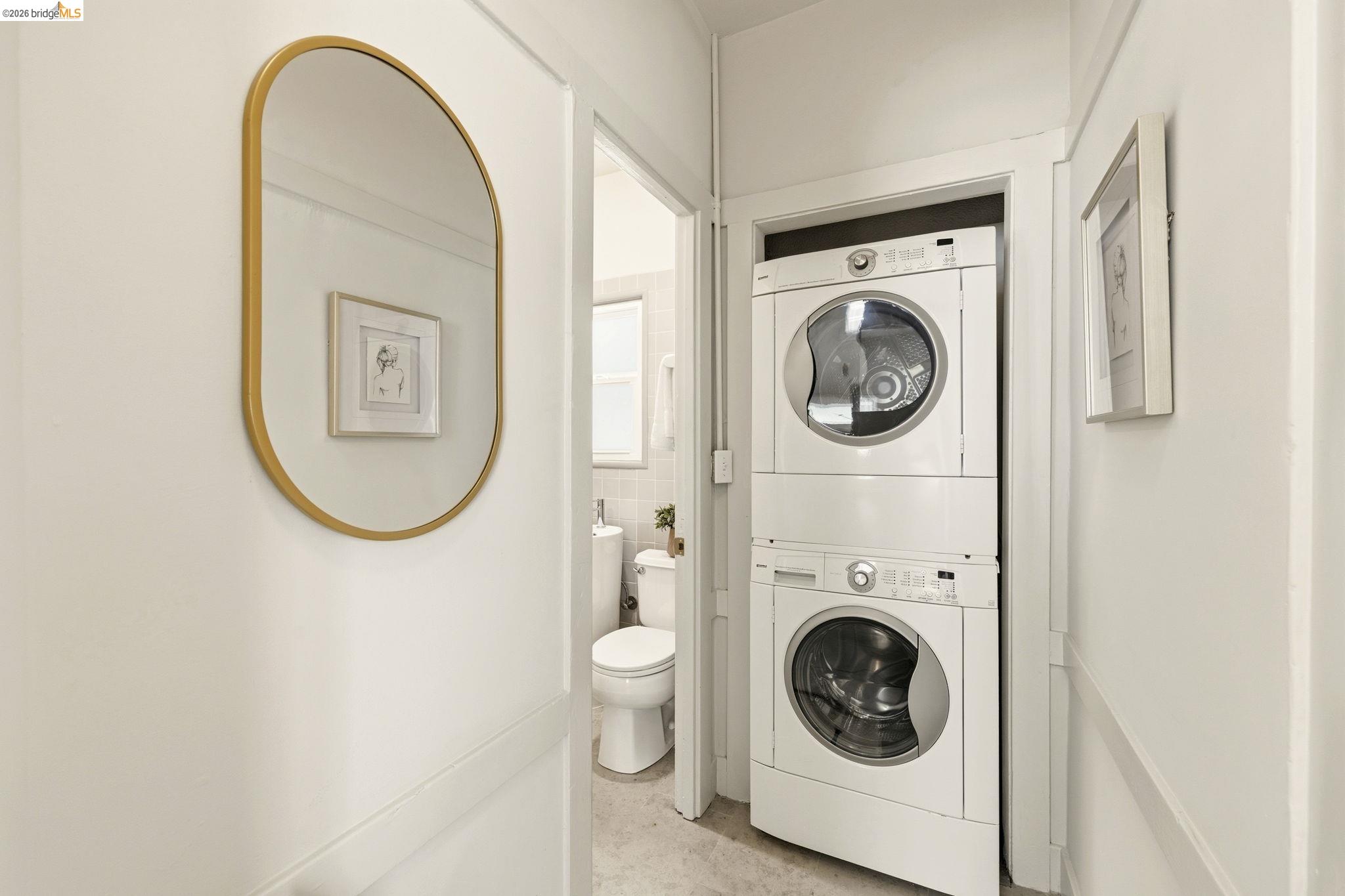 Detail Gallery Image 25 of 36 For 64 Ramona Ave., Oakland,  CA 94611 - 2 Beds | 1 Baths