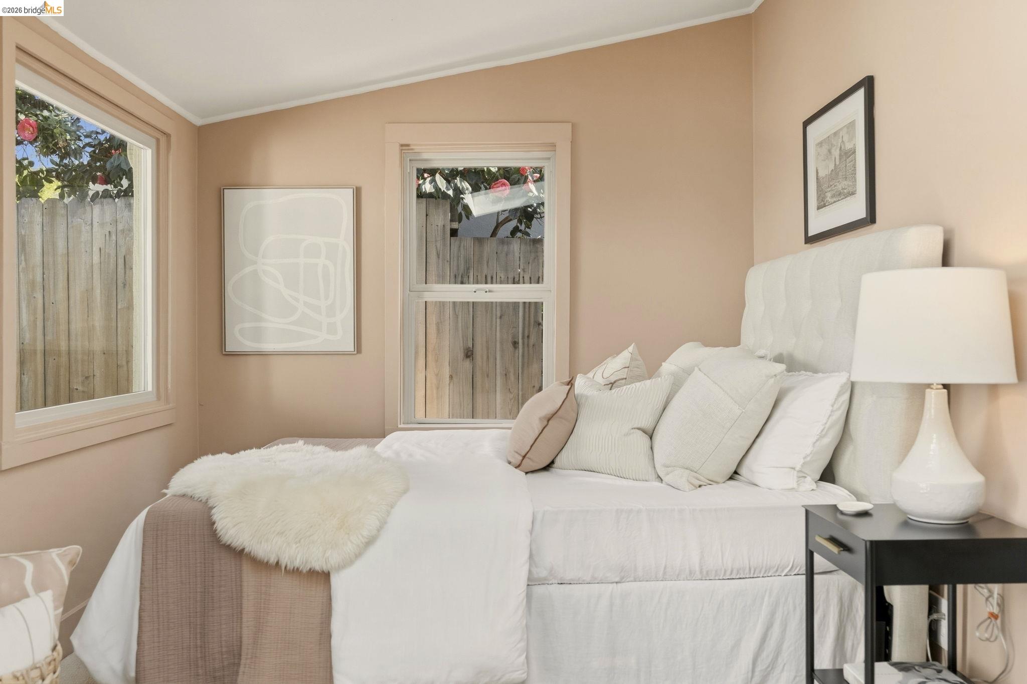 Detail Gallery Image 30 of 36 For 64 Ramona Ave., Oakland,  CA 94611 - 2 Beds | 1 Baths