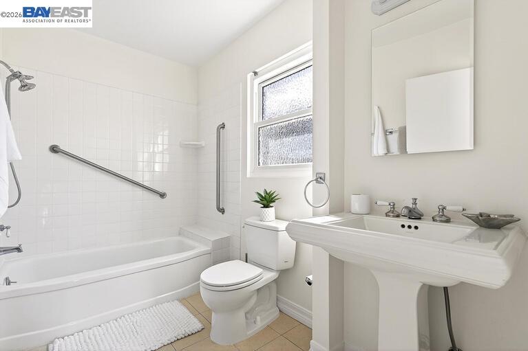 Detail Gallery Image 18 of 34 For 2515 Alva Ave, El Cerrito,  CA 94530 - 2 Beds | 1/1 Baths